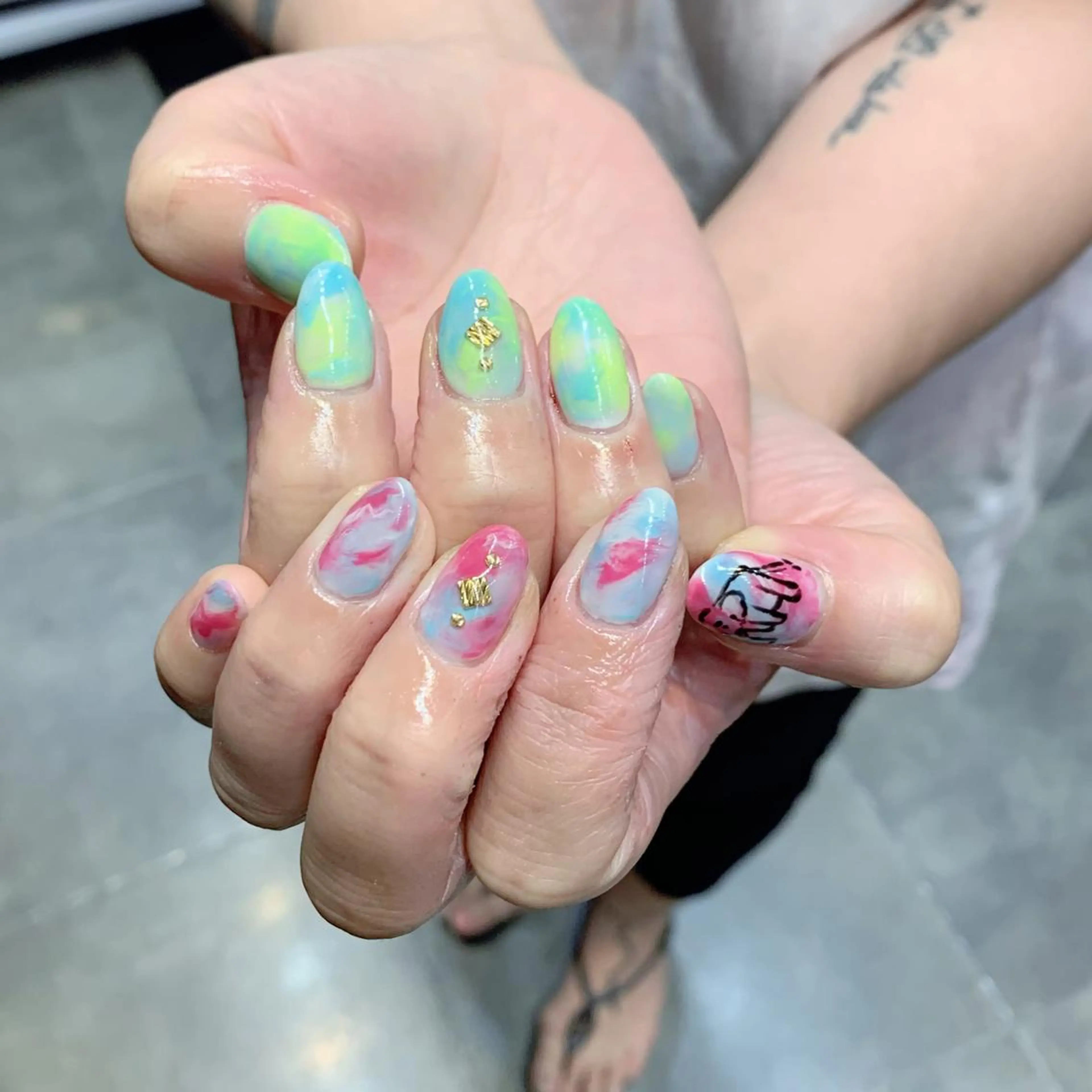 ネイル ハンドネイル YUKIMO🍎名駅 /ニュアンスのネイルデザイン