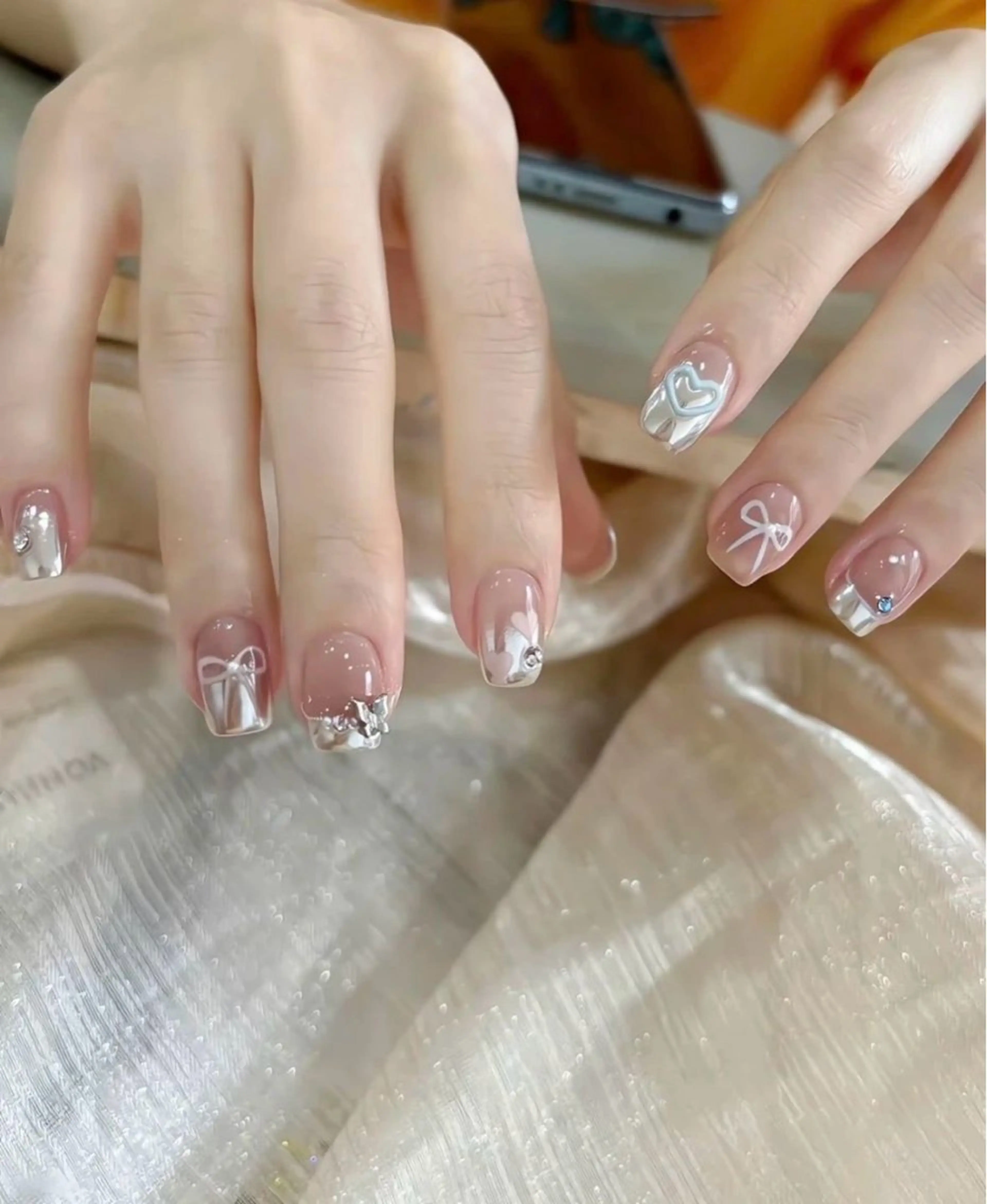 ネイル ハンドネイル 長さ出し専門店 上野店サロンのネイルデザイン