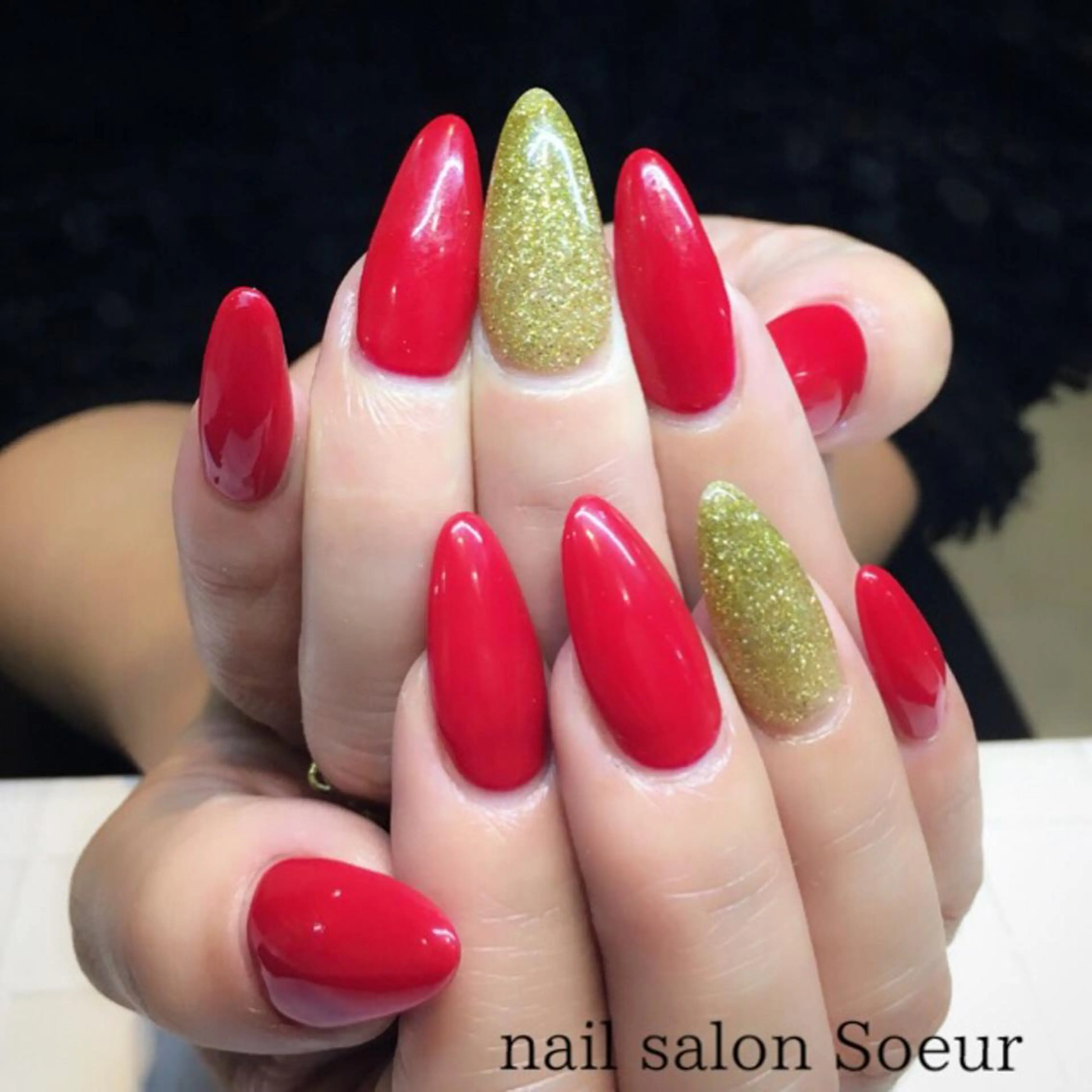 ネイル ゴールド ラメ(グリッター) 持ち込み 赤色 スカルプネイル ハンドネイル nail salon Soeurのネイルデザイン