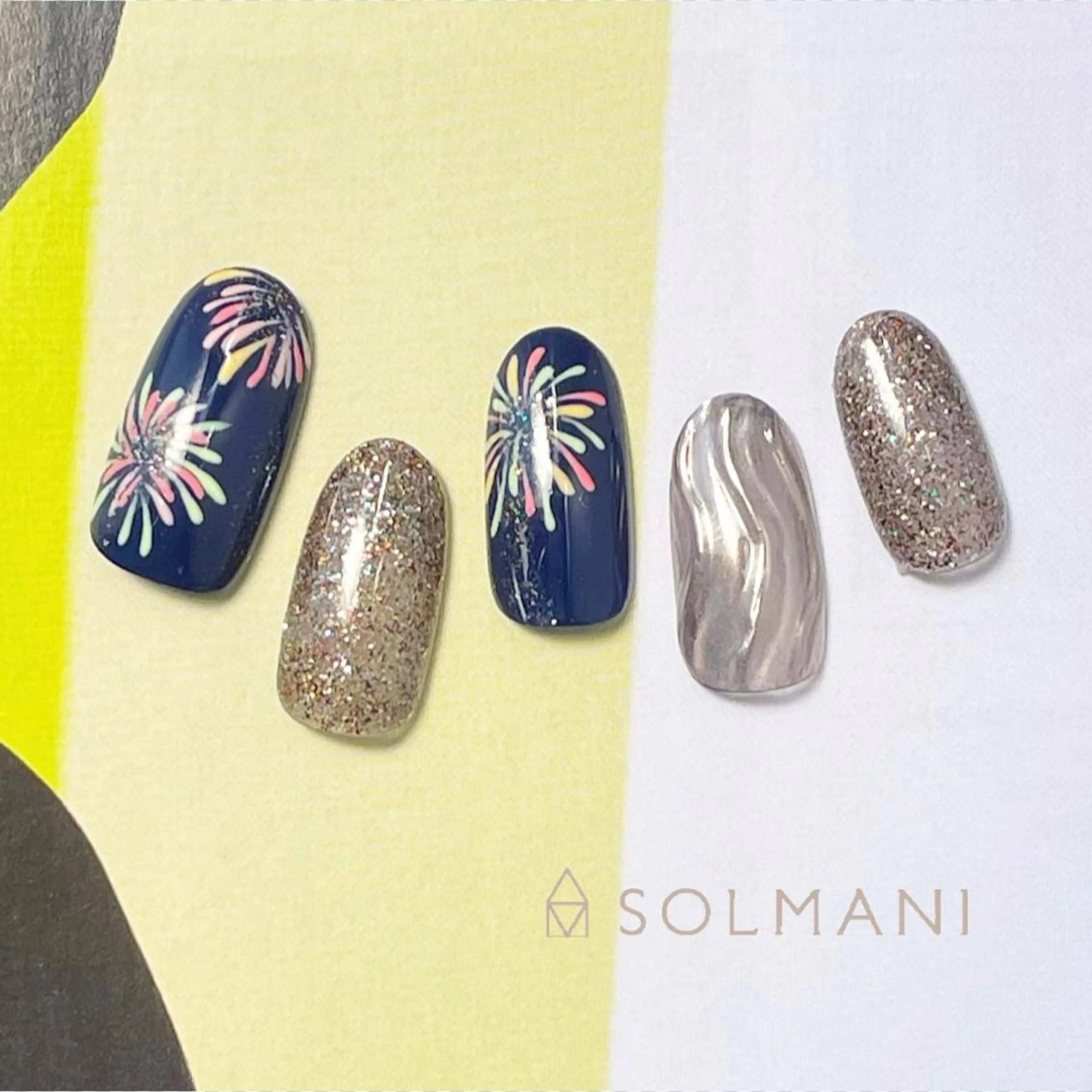 ネイル SOLMANI 予約担当のネイルデザイン