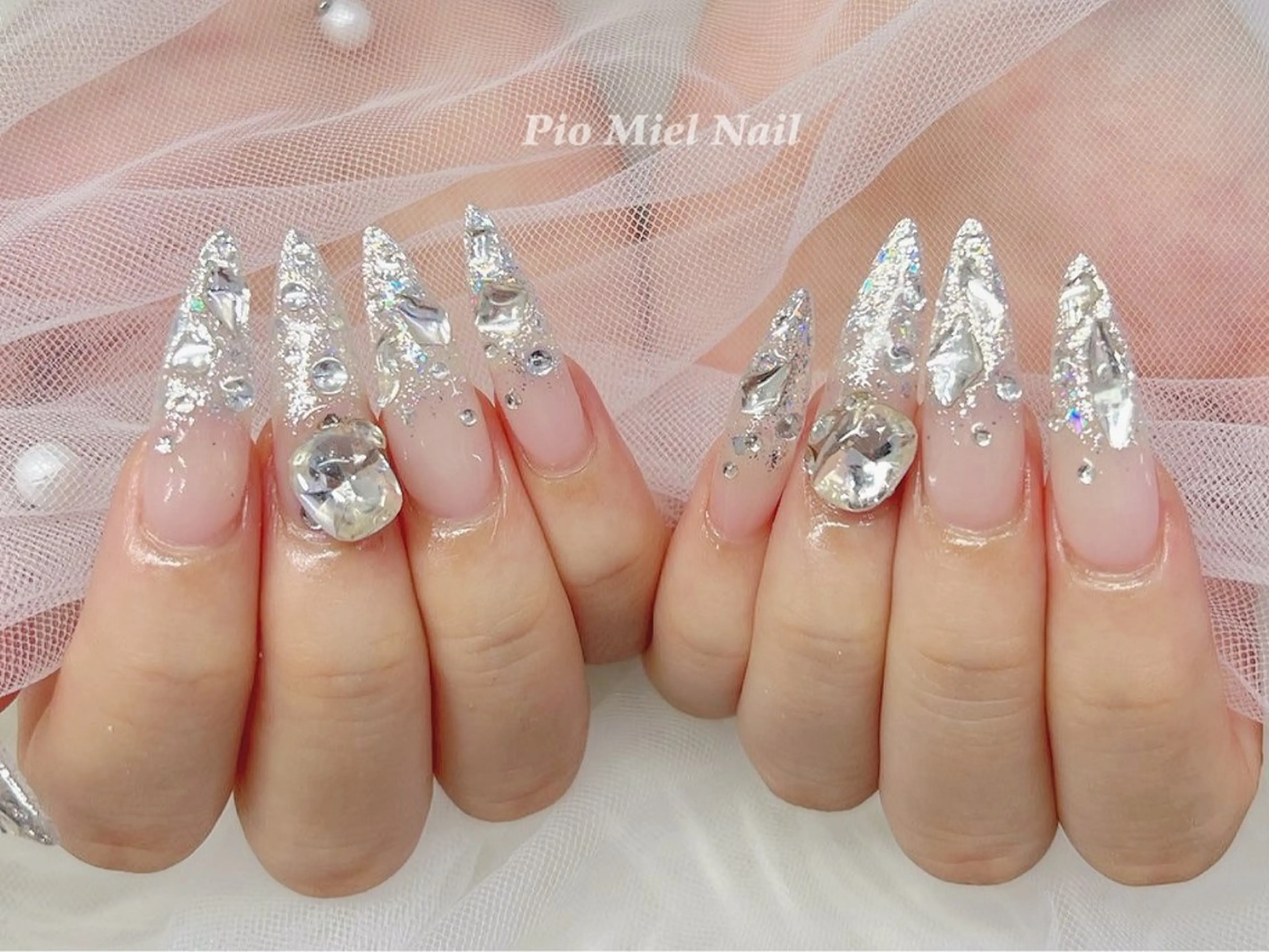 ネイル フレンチネイル 韓国ネイル マグネットネイル ニュアンスネイル ワンカラーネイル ハンドネイル Pio Mielのネイルデザイン