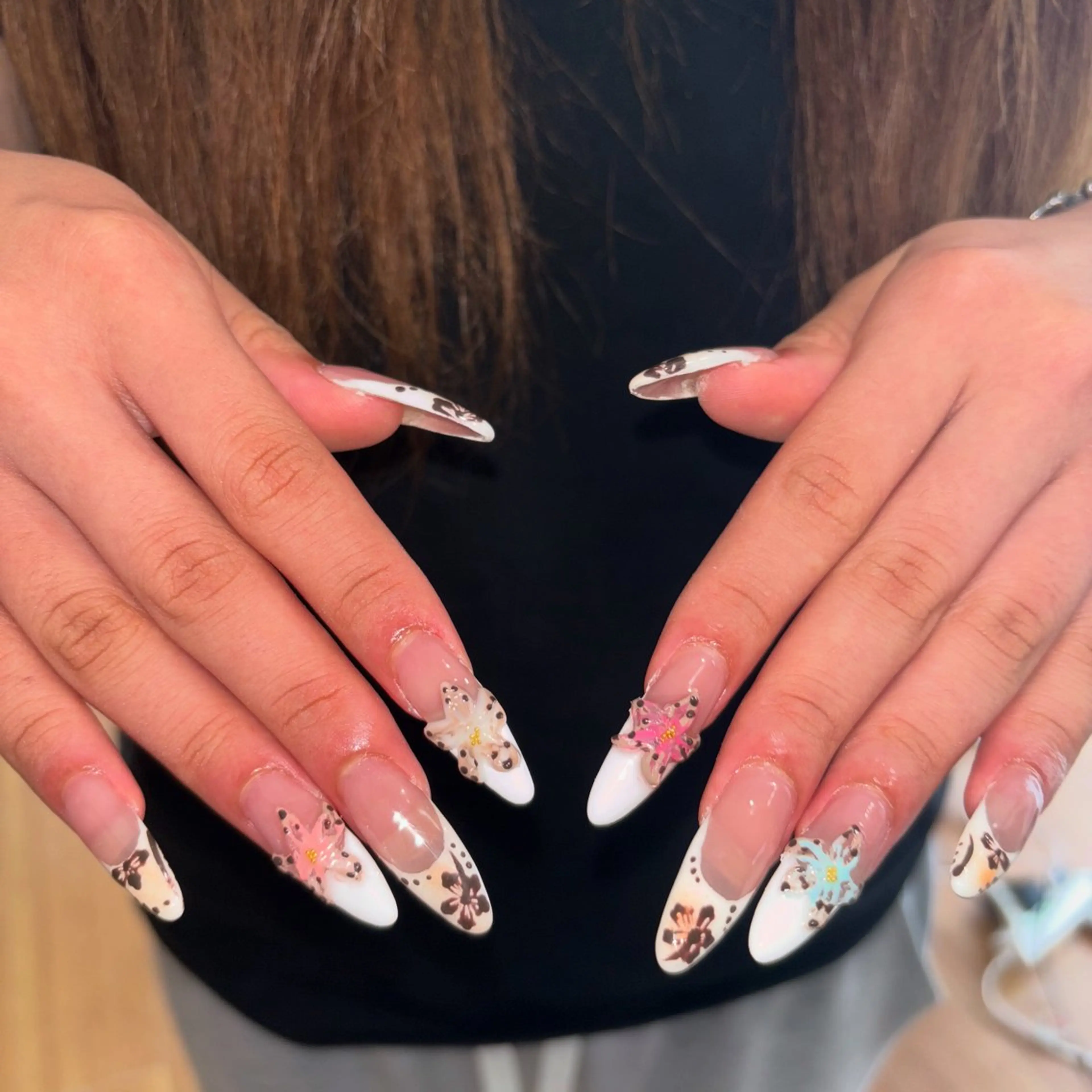 ネイル ハンドネイル 🦋Hina🦋 1月予約受付中✨のネイルデザイン