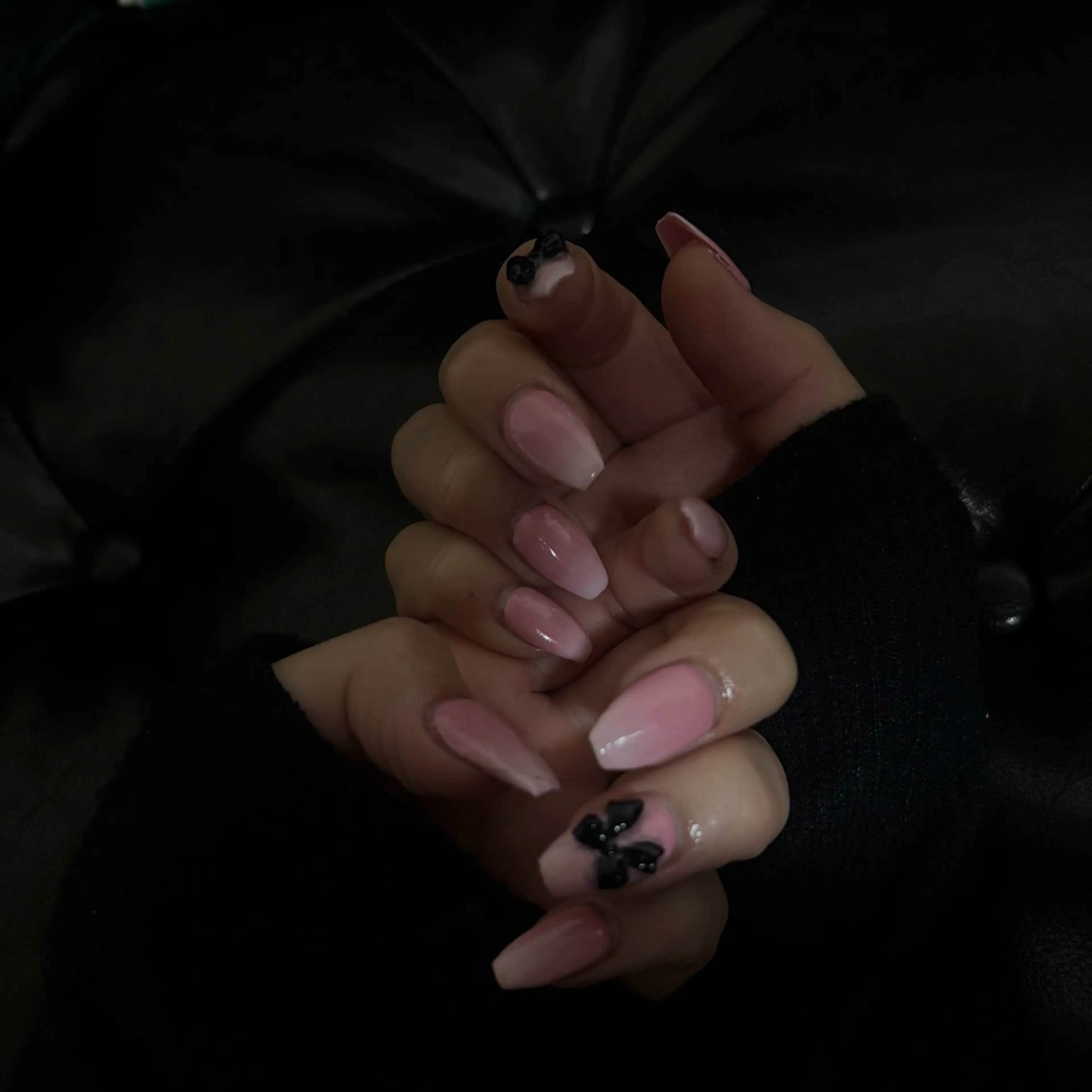 ネイル AMIKA🌹 Amaranthのマツエク・マツパデザイン