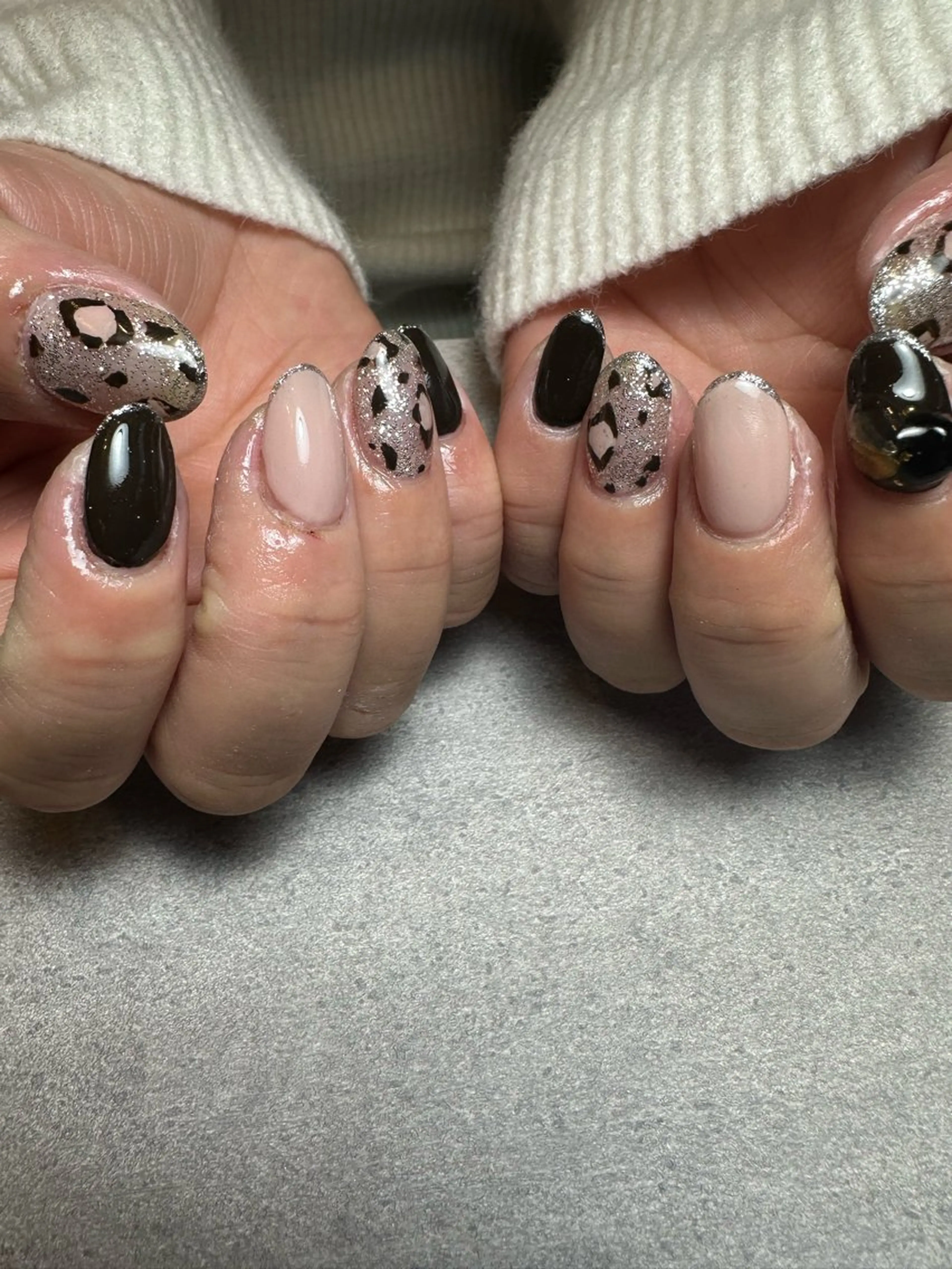 ネイル フットネイル ニュアンスネイル シンプルネイル nailroom Anmie.のネイルデザイン