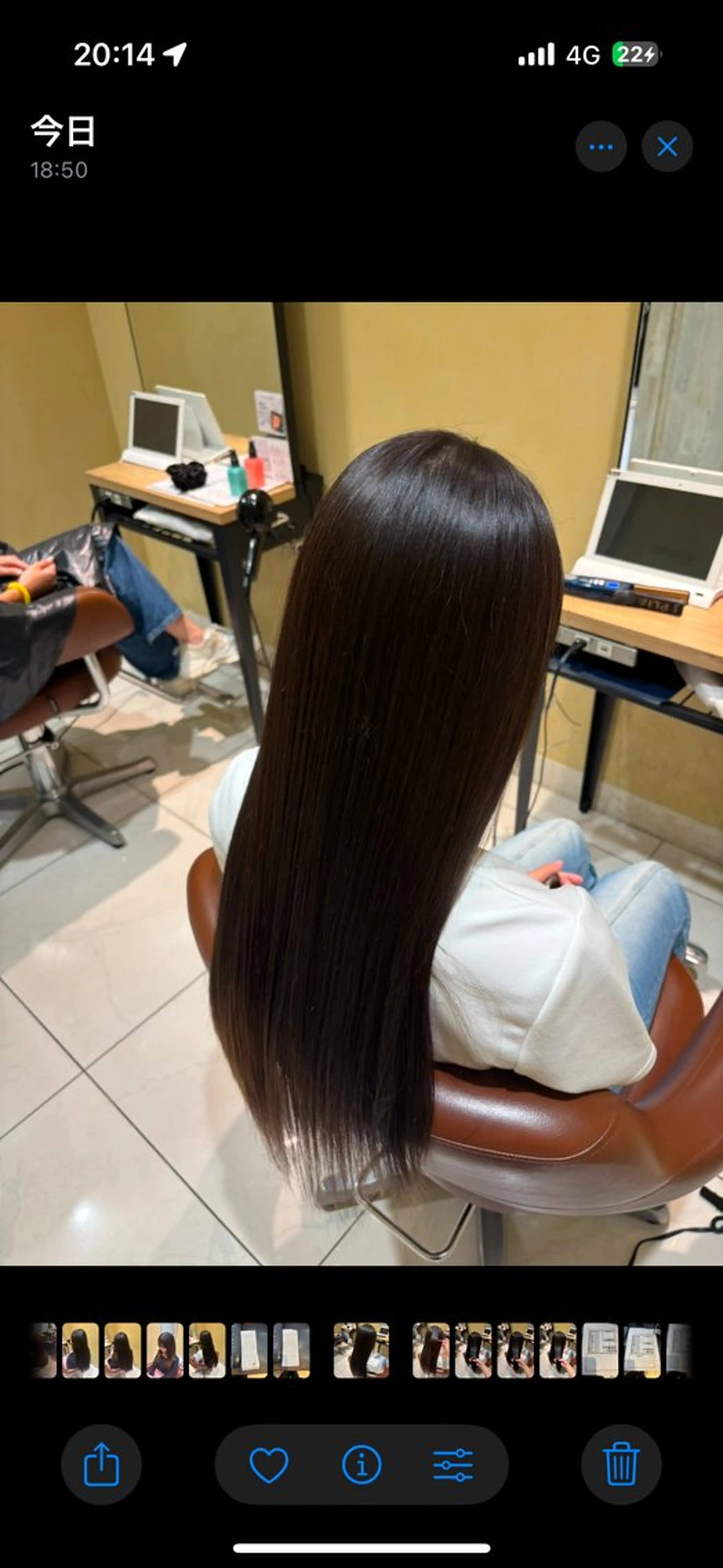 ロング 🎱Ricona🎱 eye/カラーのヘアスタイル