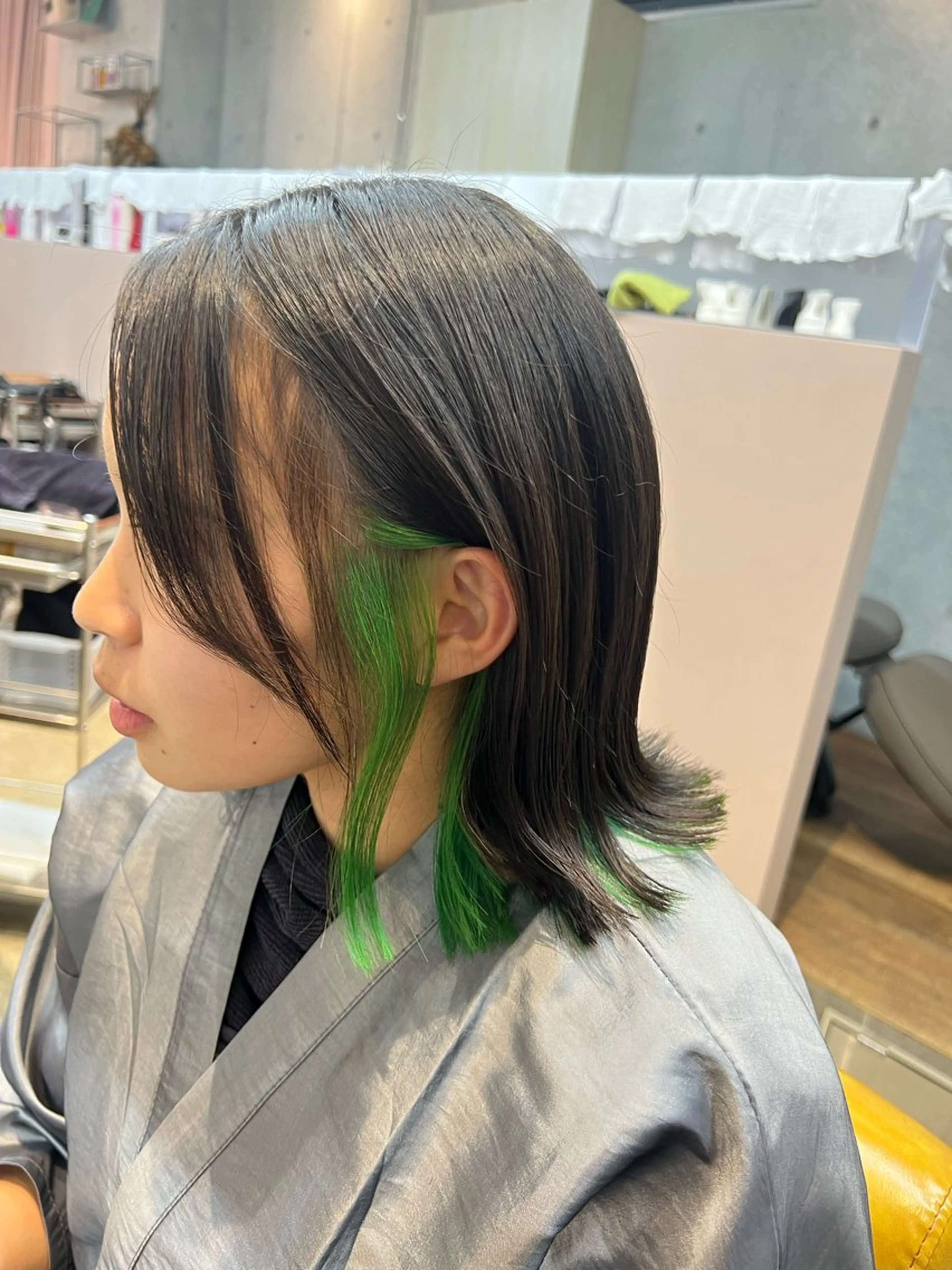 セミロング カラー カコ/レイヤーカット ヘアアレンジのヘアスタイル