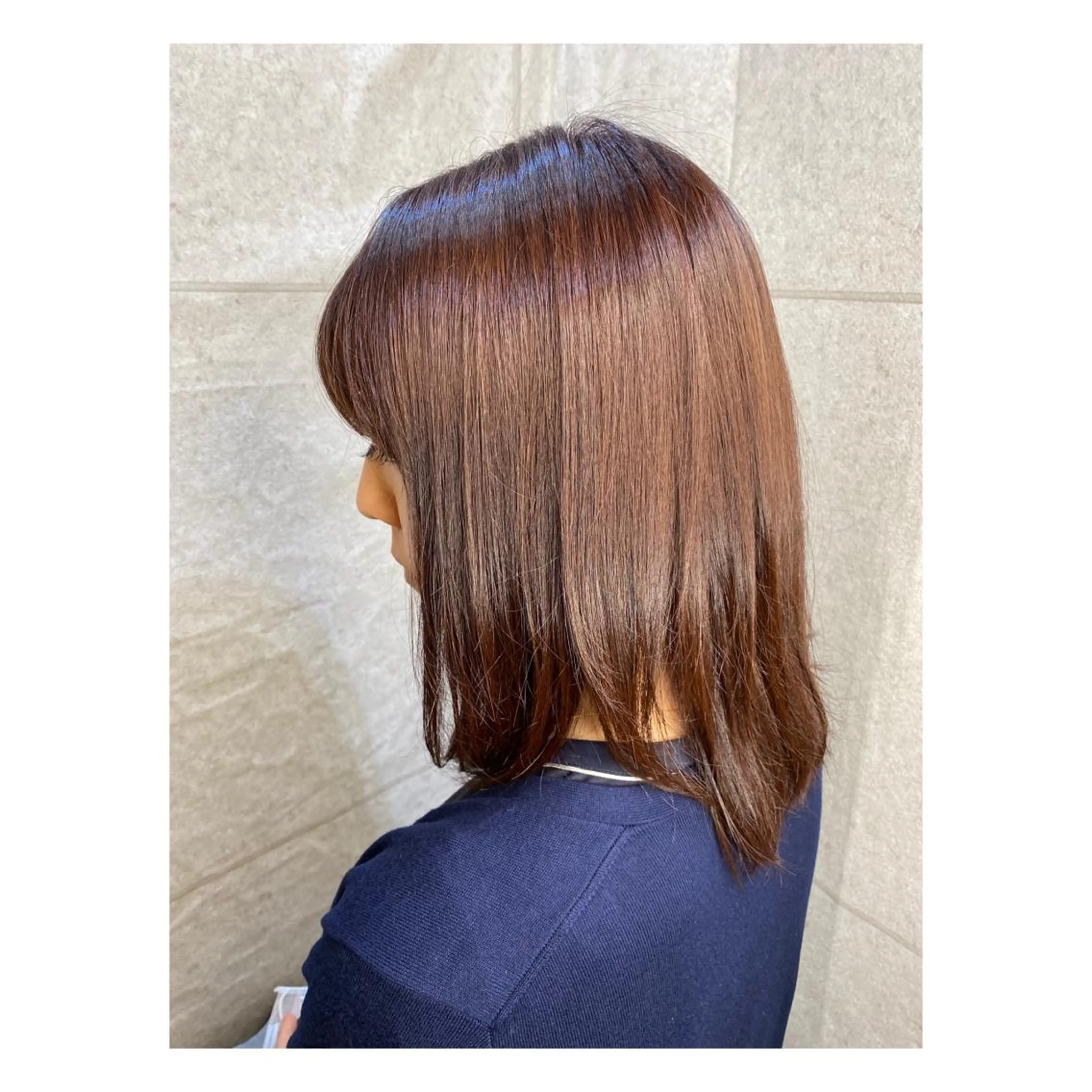 セミロング カラー ブリーチ ブラウンカラー ブリーチなしカラー ピンクカラー ピンクブラウン 石井 綺乃のヘアスタイル