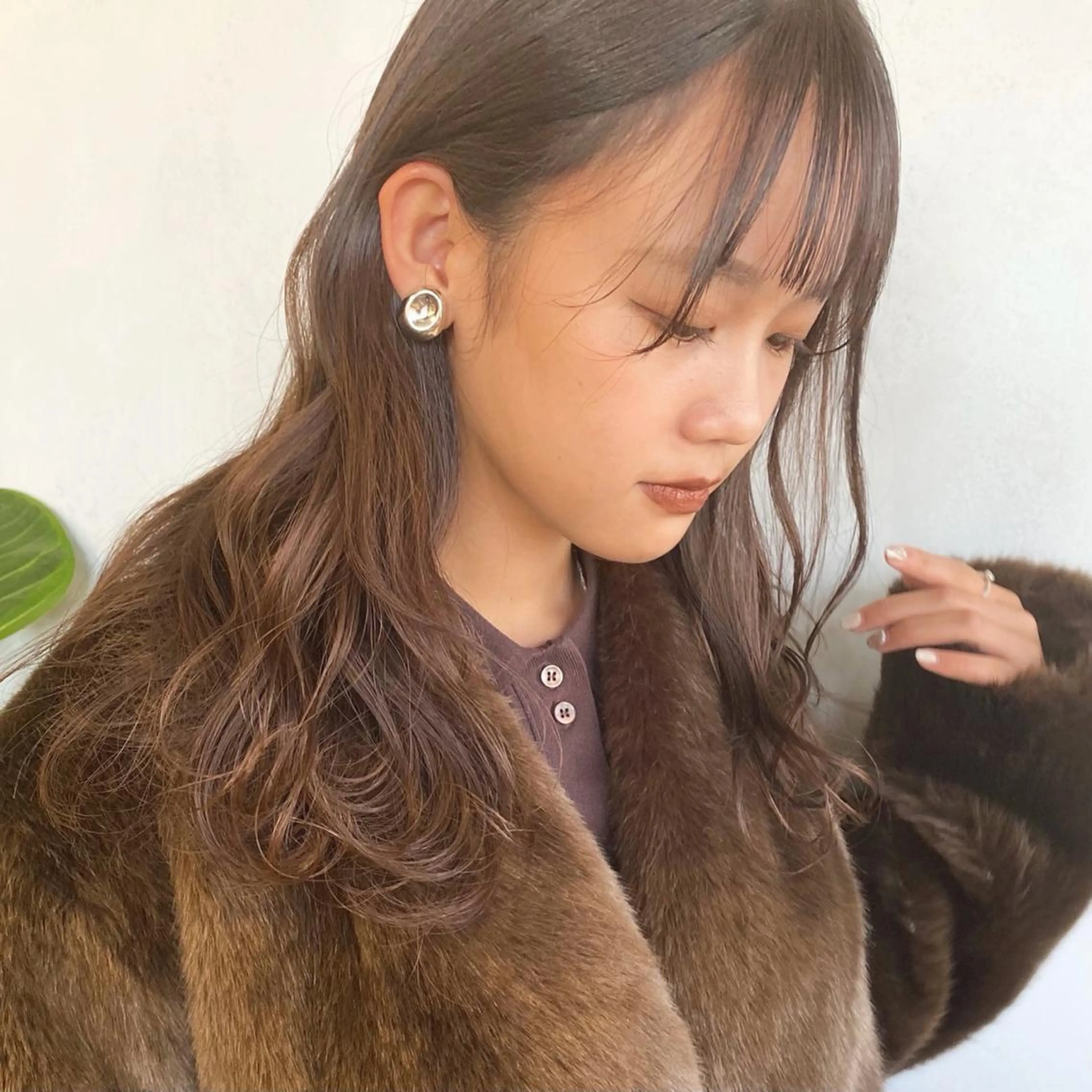 ロング カラー ブリーチ ブラウンカラー チョコレートブラウン ダブルカラー ブリーチなしカラー カット ヘアカラー トリートメント chlom所属・🌱大人ハイトーン RENのヘアスタイル