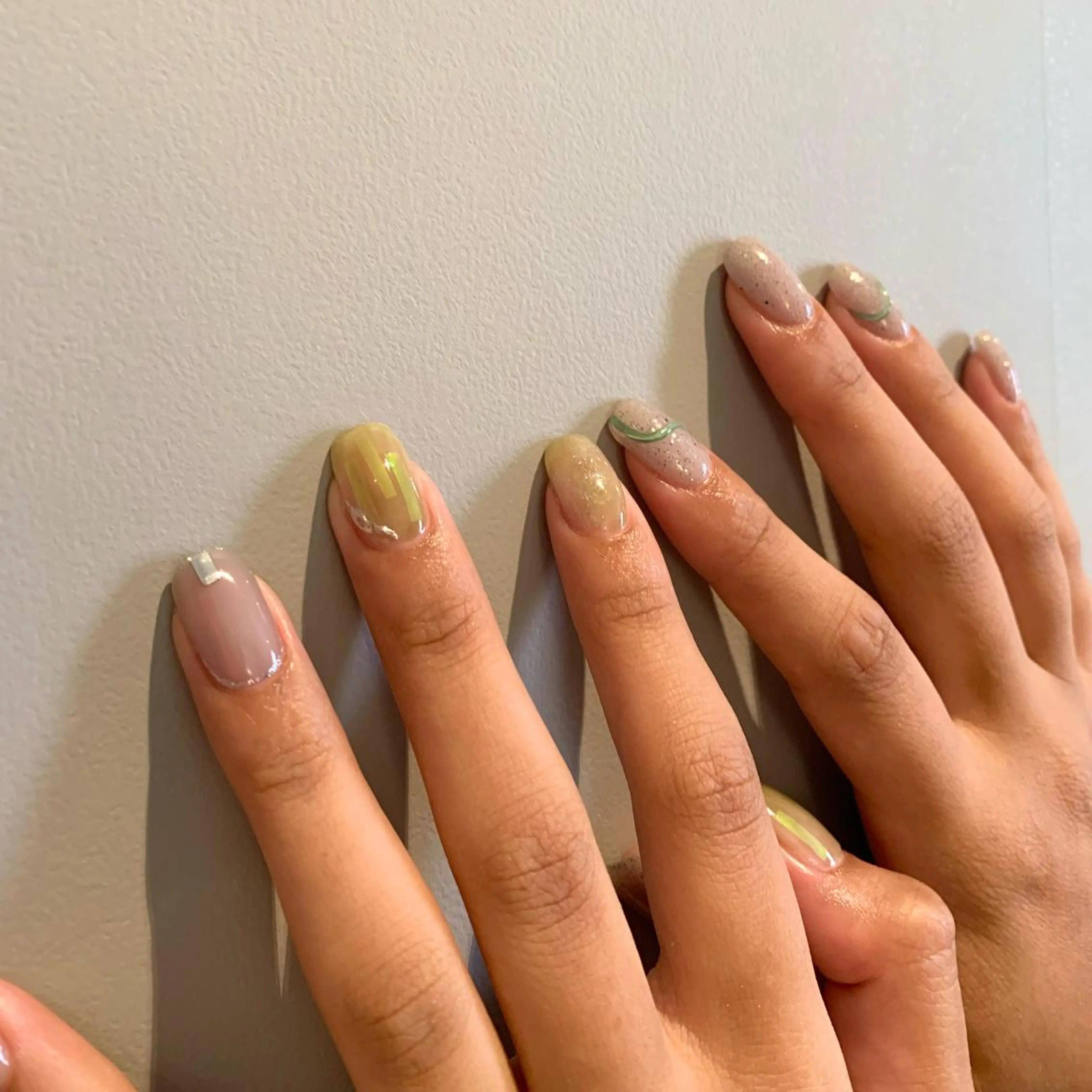 ネイル ハンドネイル ウシク ミユキのネイルデザイン