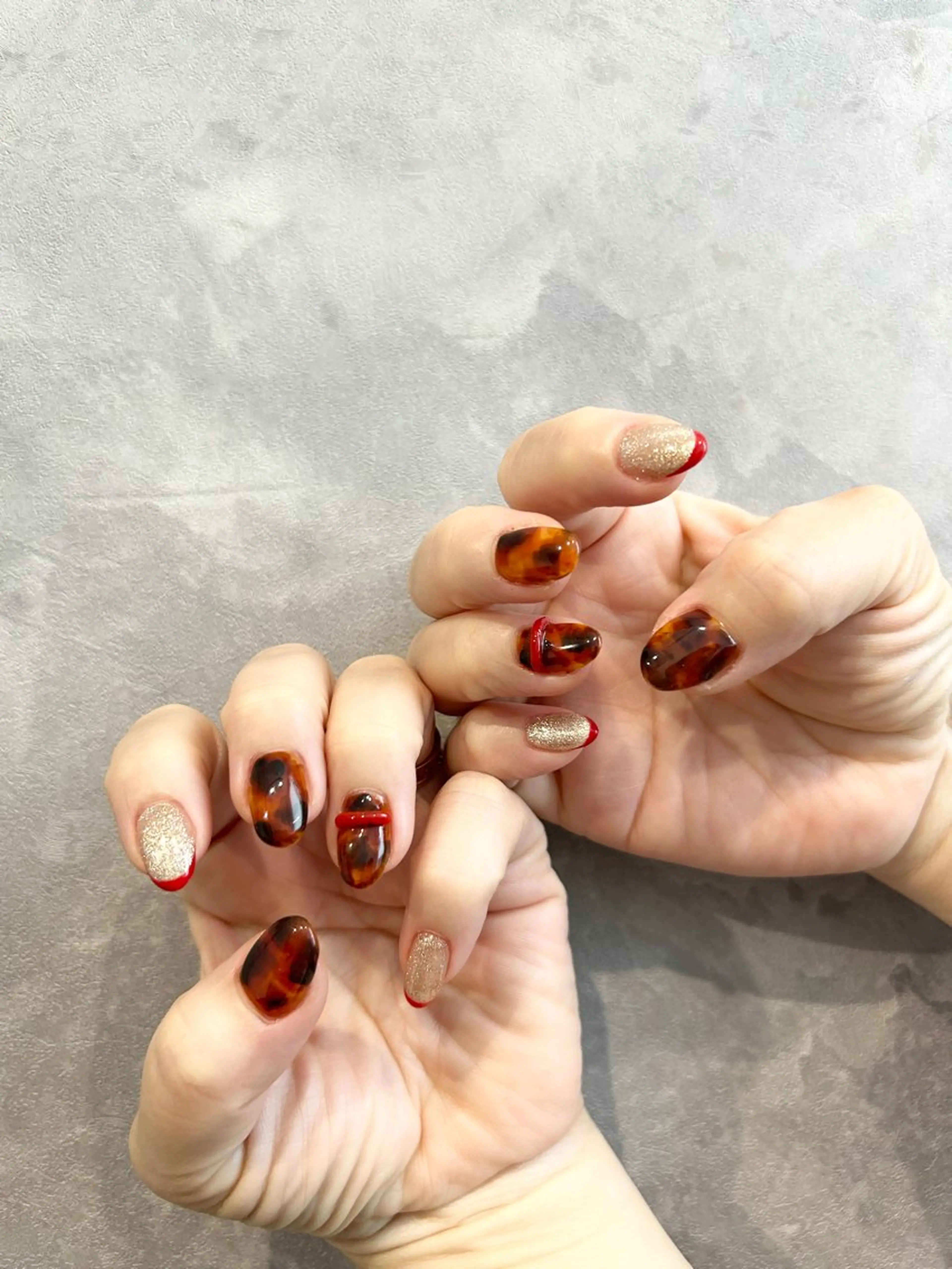 ネイル べっ甲ネイル マグネットネイル 赤色 N.style所属・Ｎ. styleのネイルデザイン