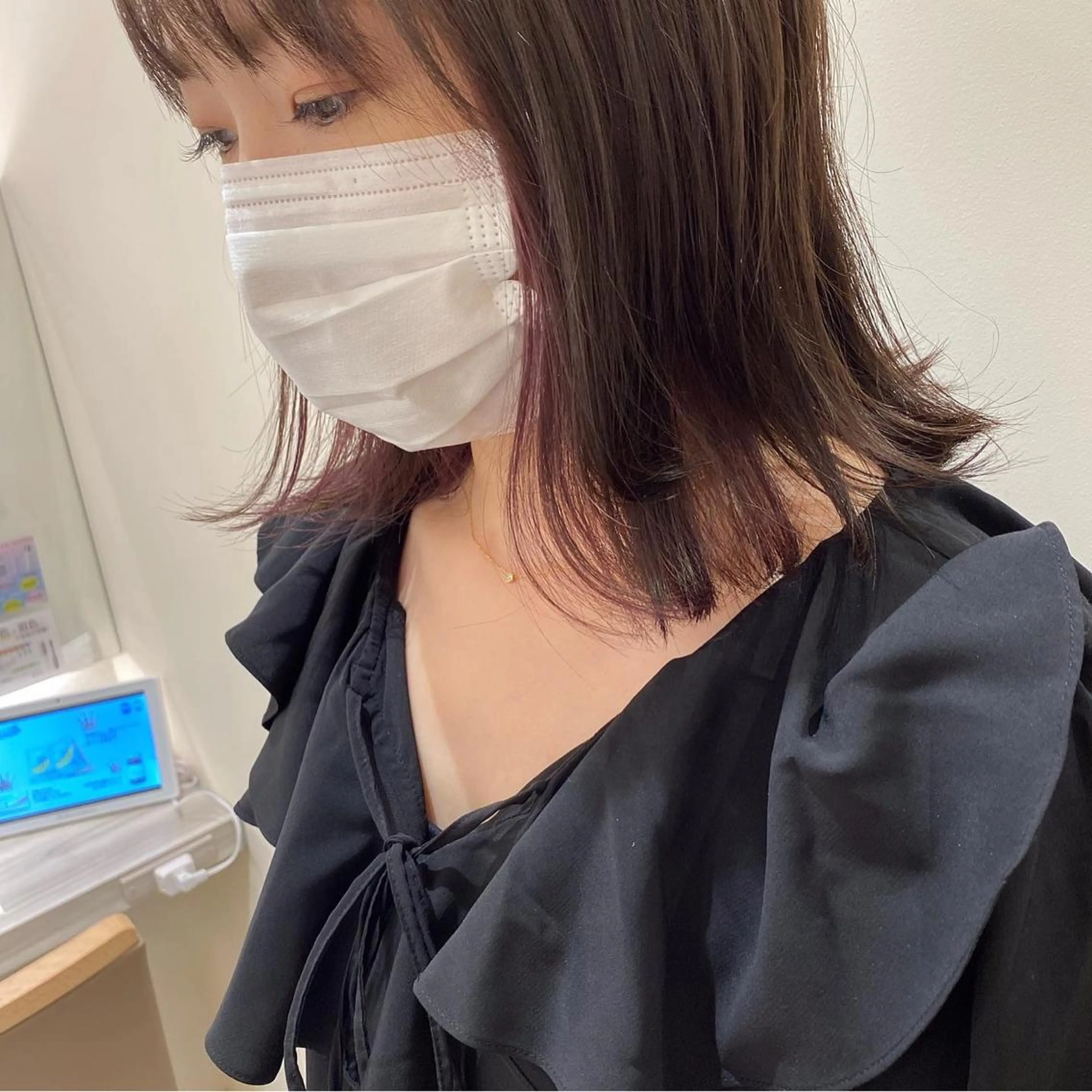 ミディアム カラー インナーカラー ピンクカラー カット ヘアカラー トリートメント 細めハイライト🩶 ボブ/レイヤーカットのヘアスタイル