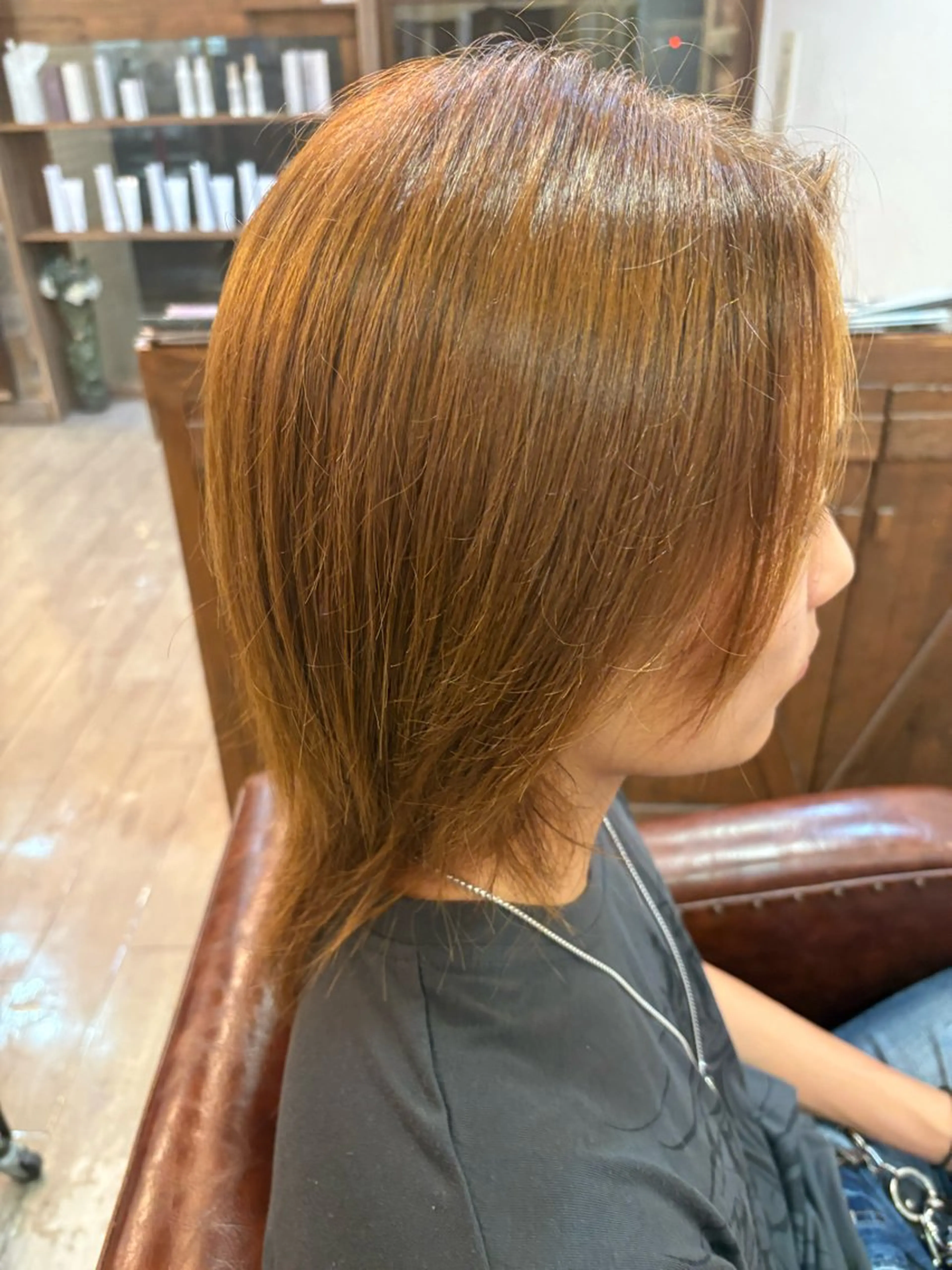 カラー 高橋 さえきのヘアスタイル