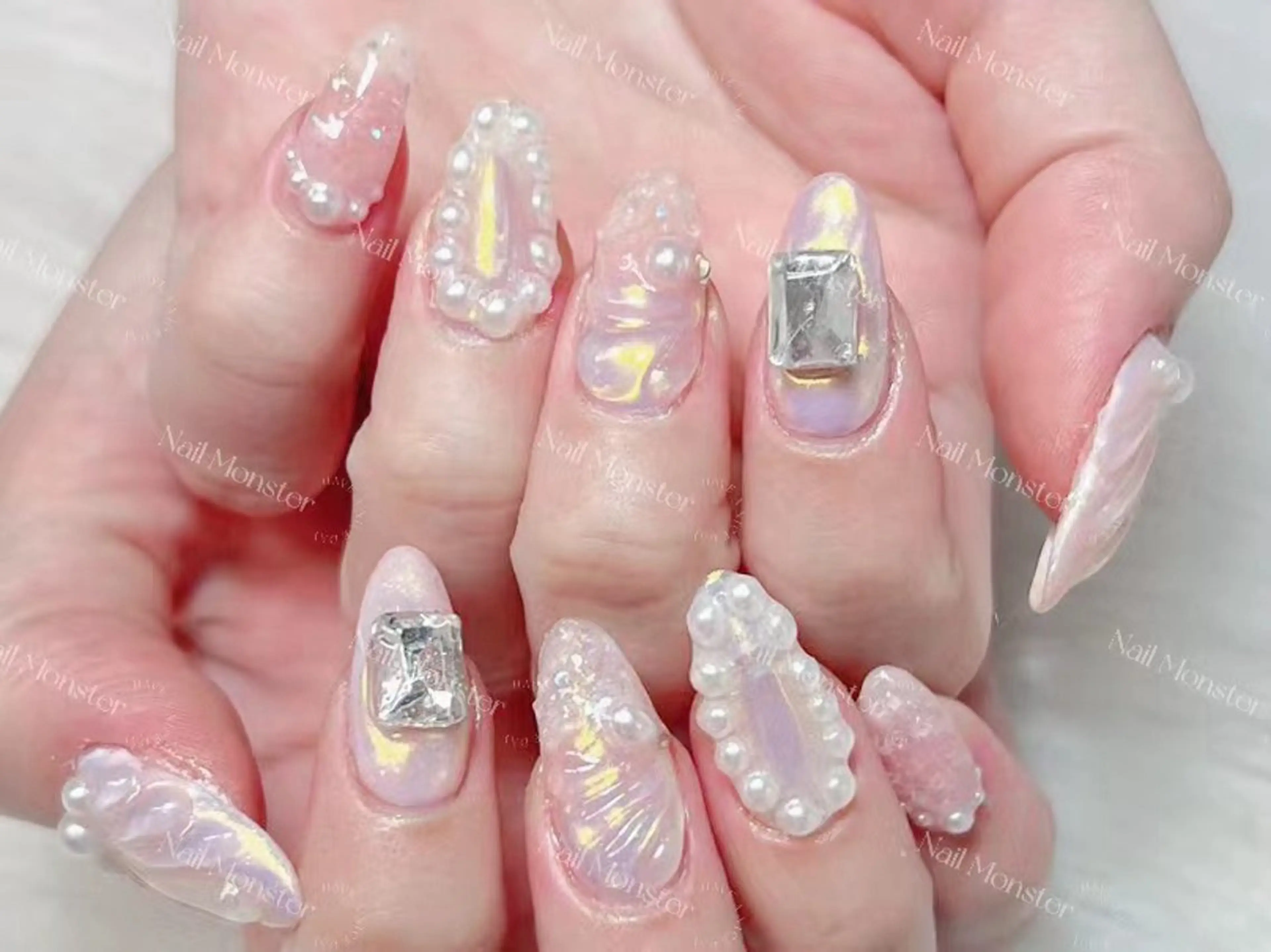 ネイル アートネイル オーロラネイル ガーリー キラキラネイル 韓国ネイル DIAMOND Nail🥇のネイルデザイン