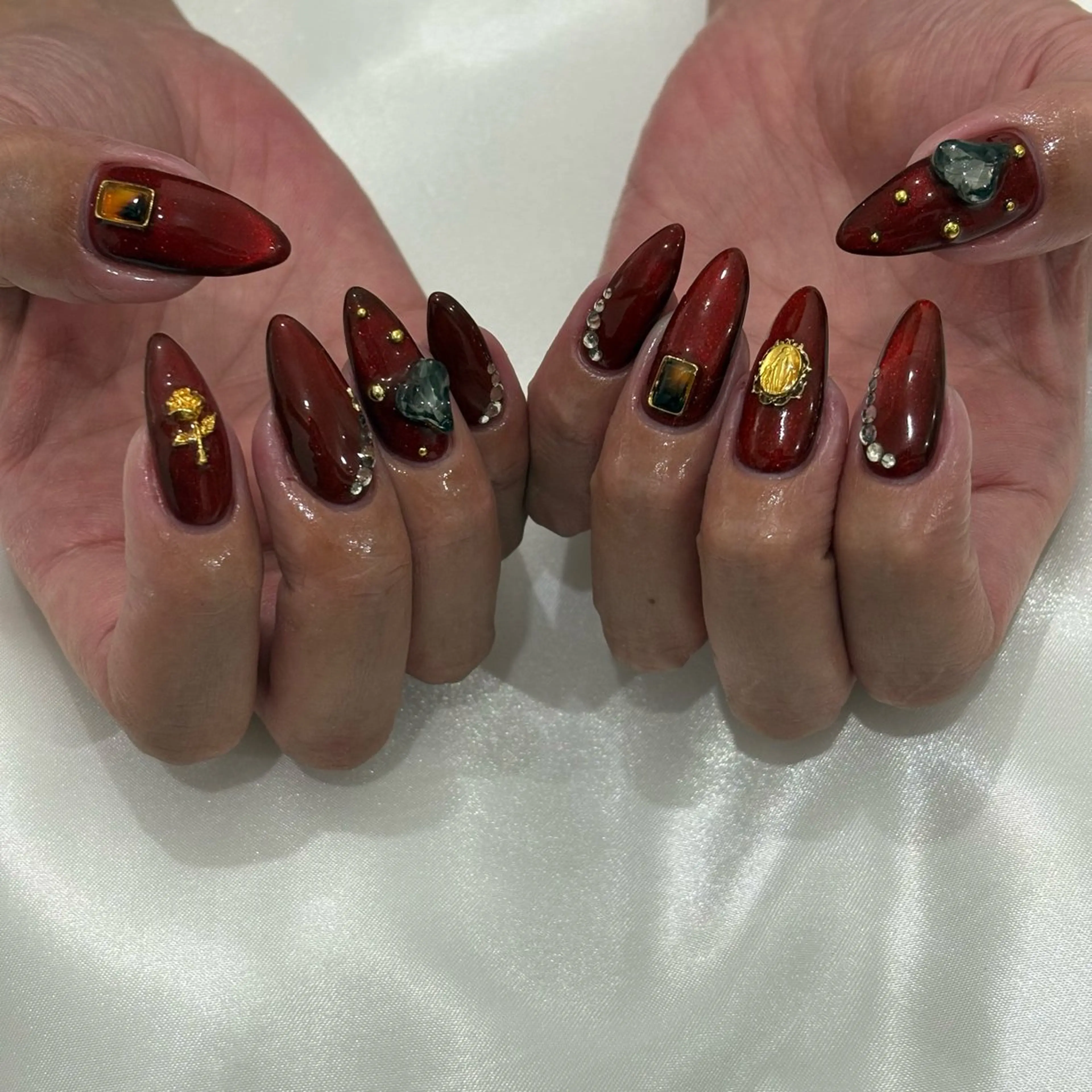 ネイル SOL NAILのネイルデザイン