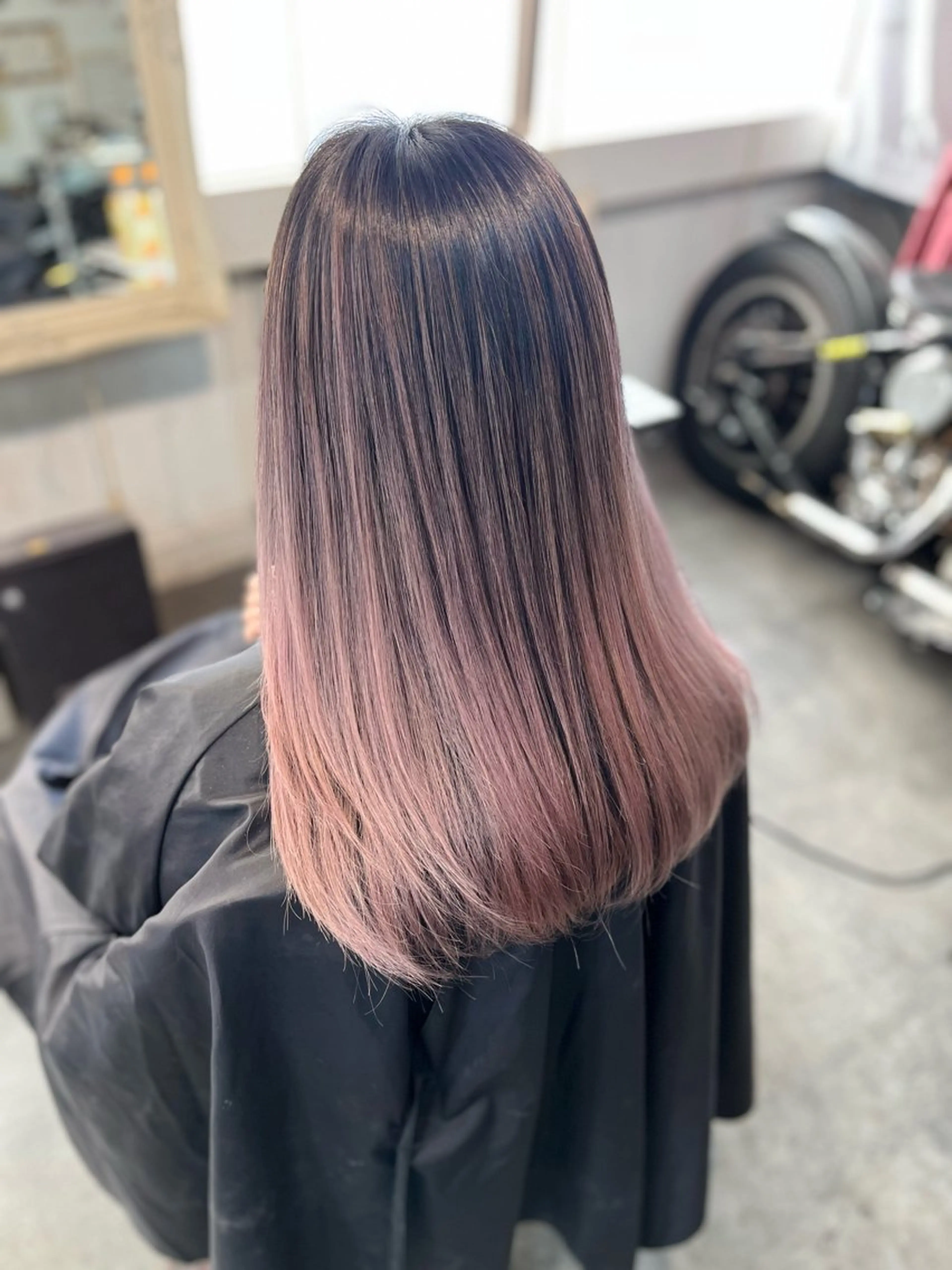 セミロング カラー カット ヘアカラー Mariana雛/ 西大分/ハイライトのヘアスタイル