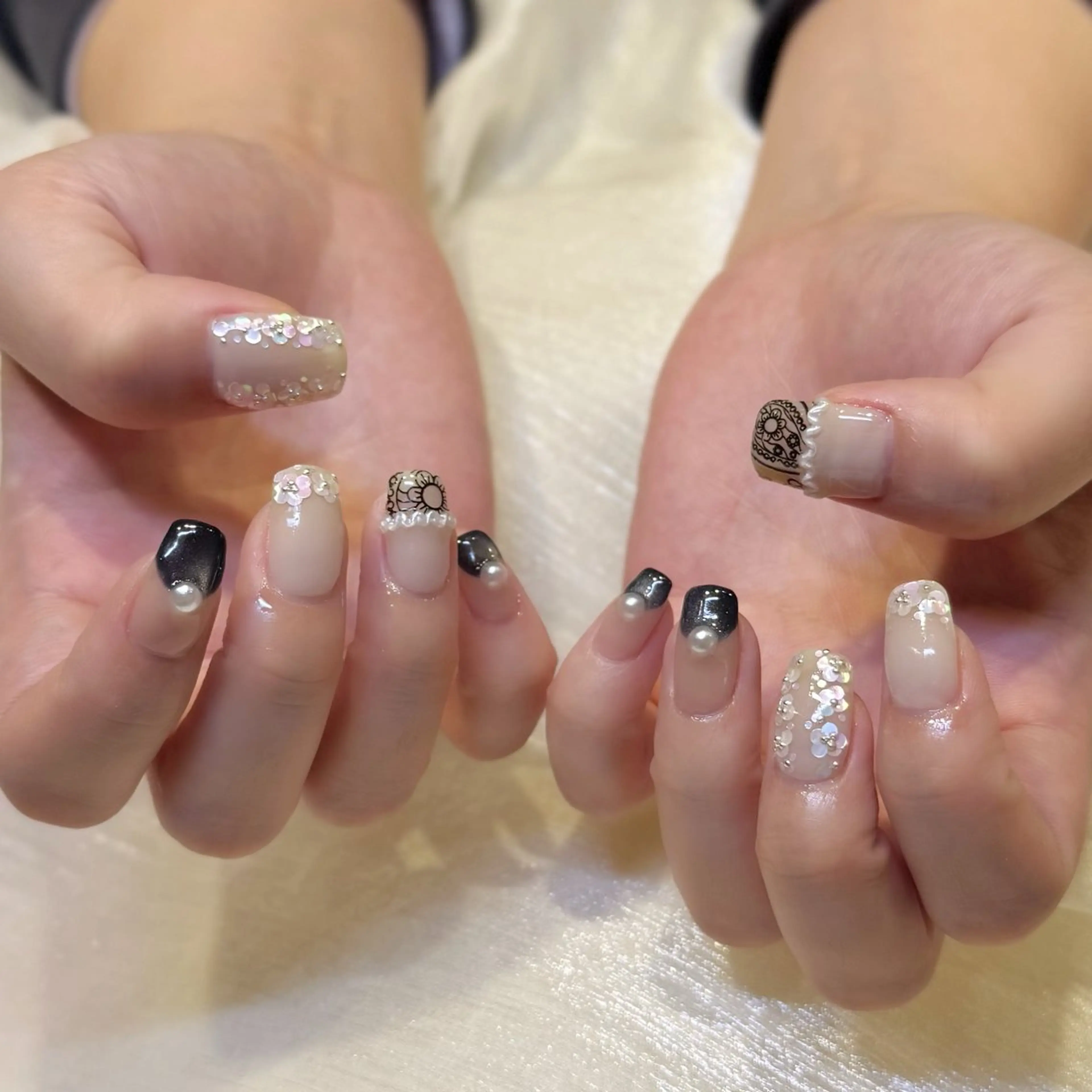 ネイル ハンドネイル 新井 ひなののネイルデザイン