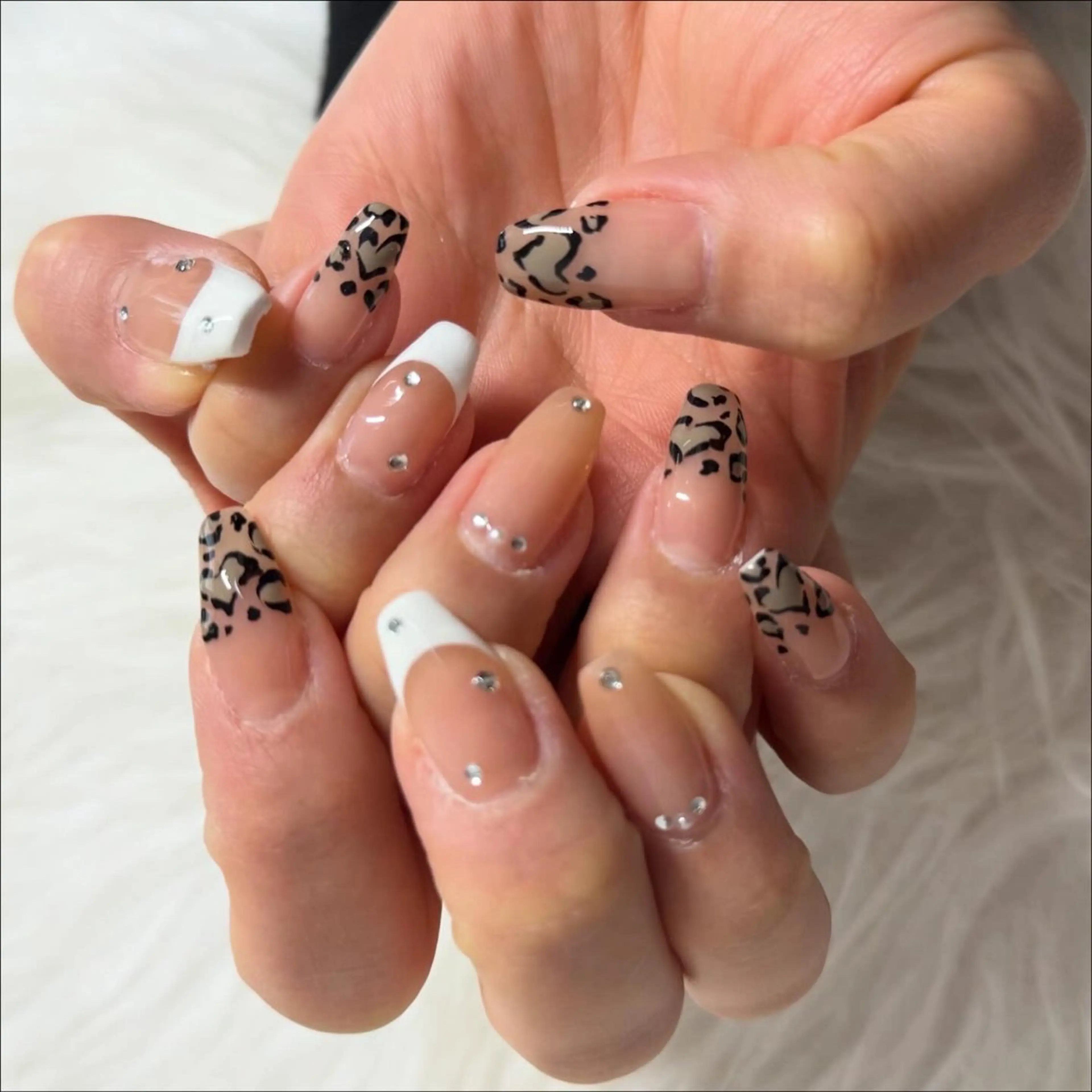 ミディアム ハンドネイル mao .のネイルデザイン