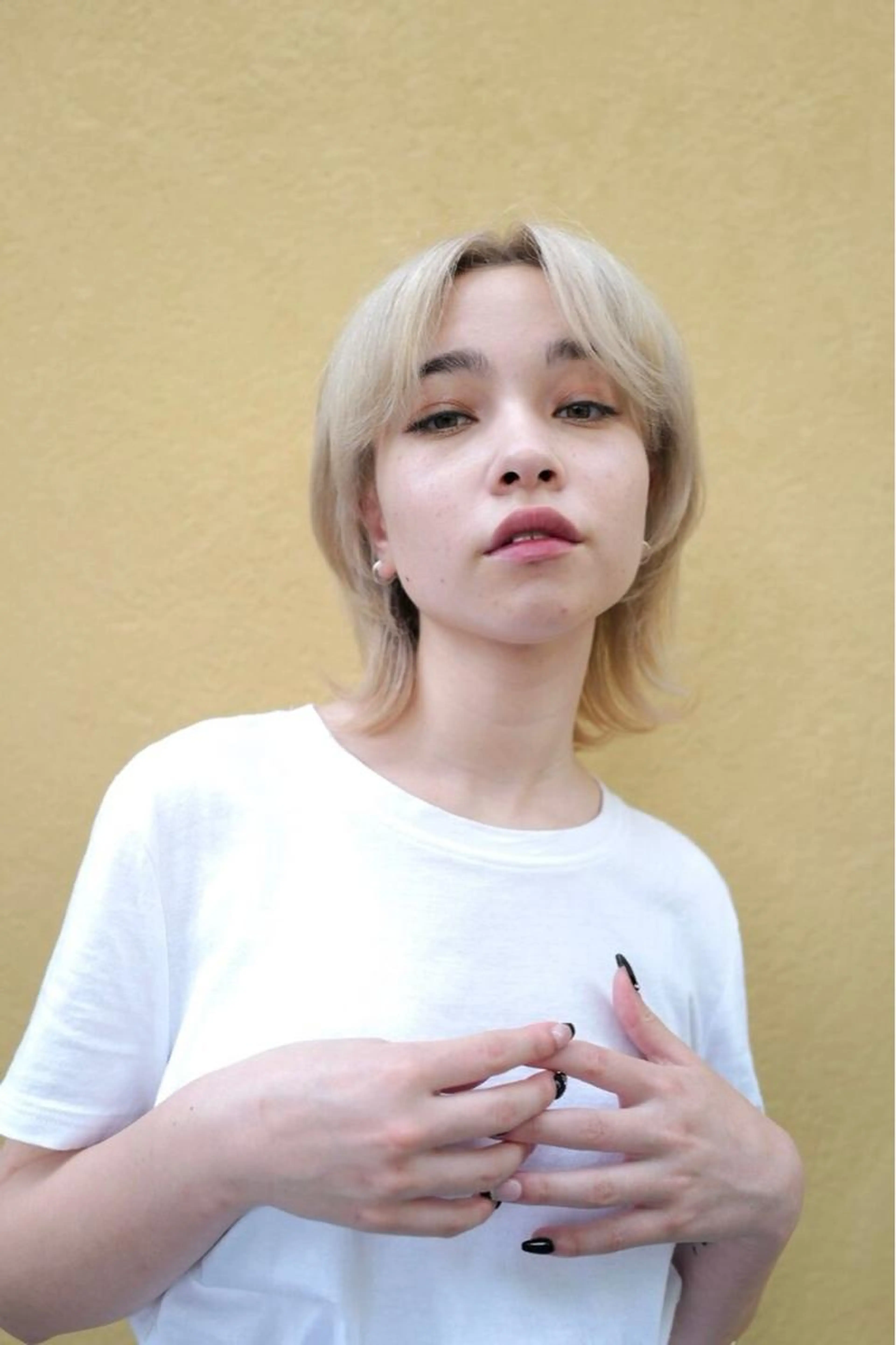 【ダメージレス】ケアブリーチ＋ツヤ透明感カラー＋骨格補正カット＋髪補修トリートメントの写真