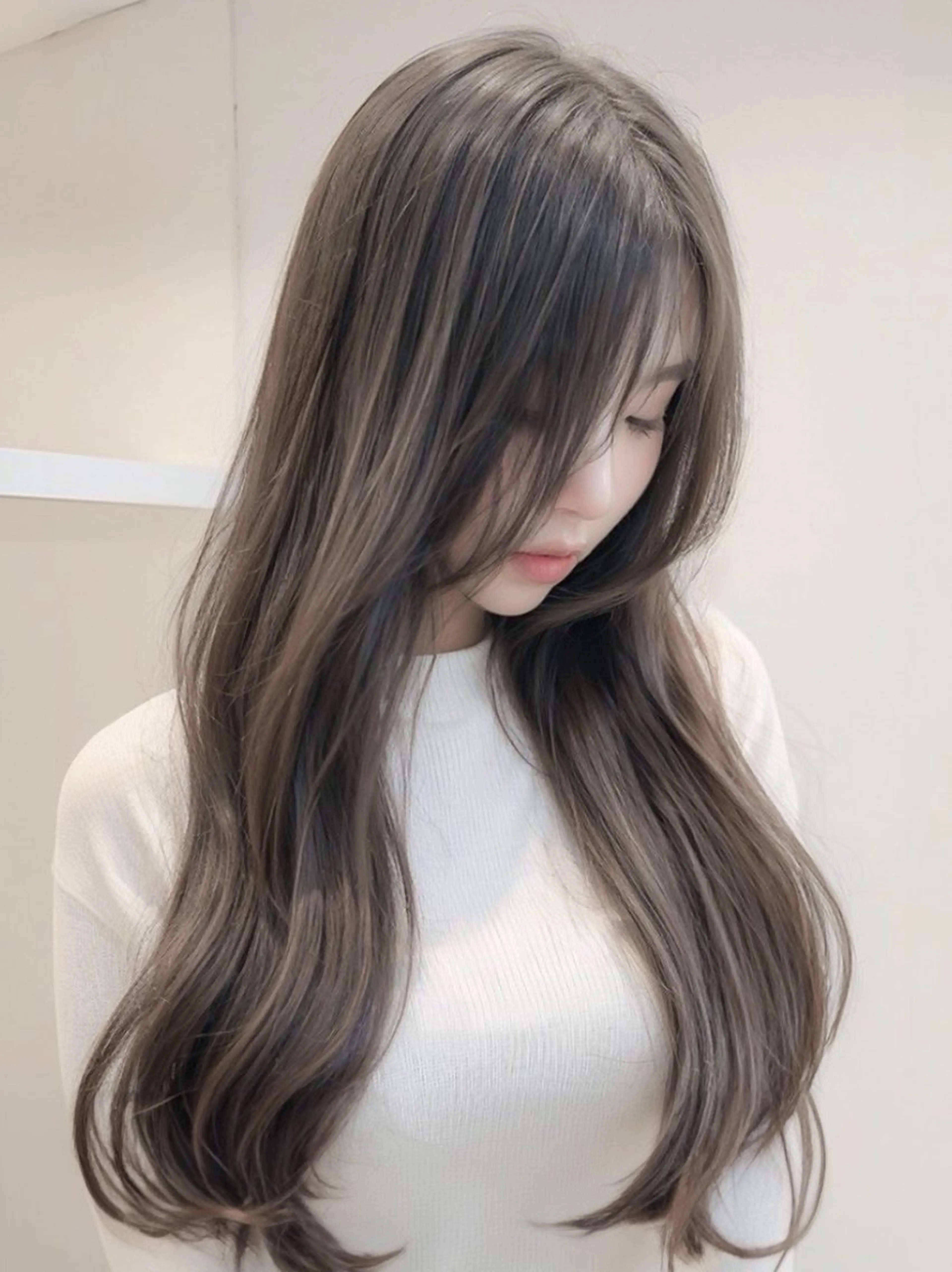 ロング レイヤーカット カット ヘアカラー トリートメント 韓国ヘア/レイヤー/ 前髪/髪質改善/石川のヘアスタイル