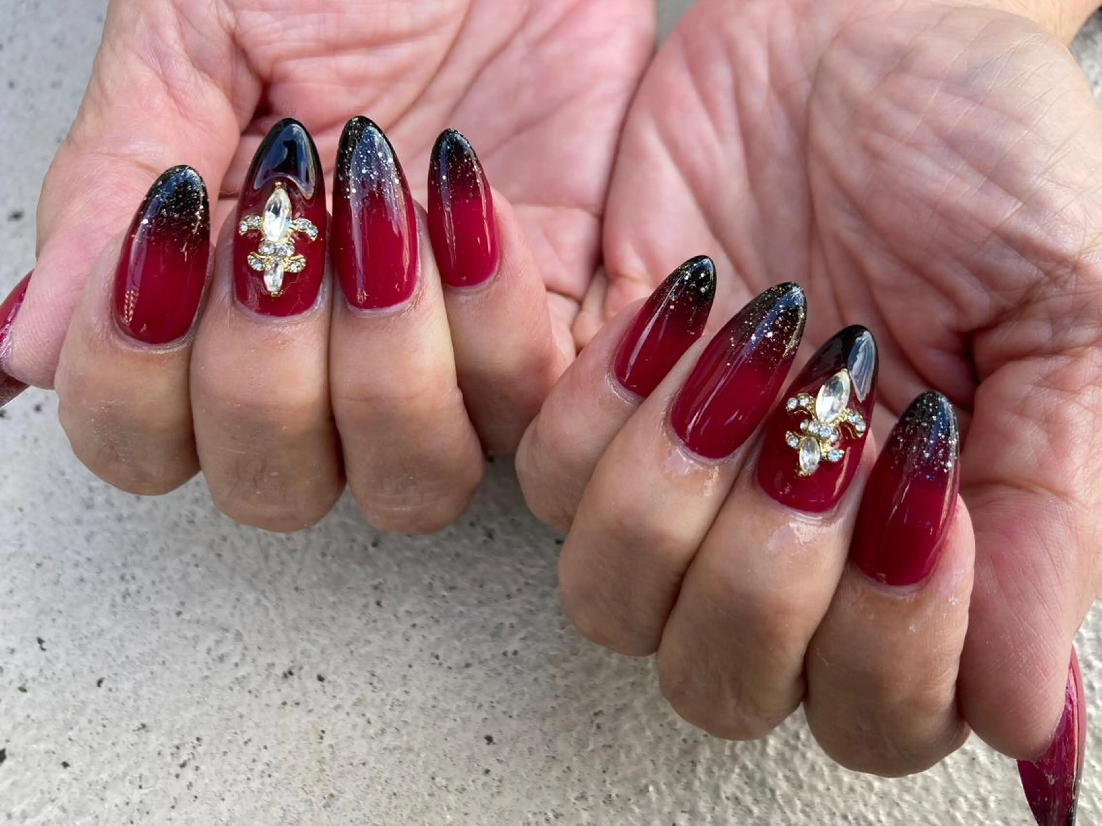 ロング ネイル ハンドネイル フットネイル ✴︎ Delightのネイルデザイン