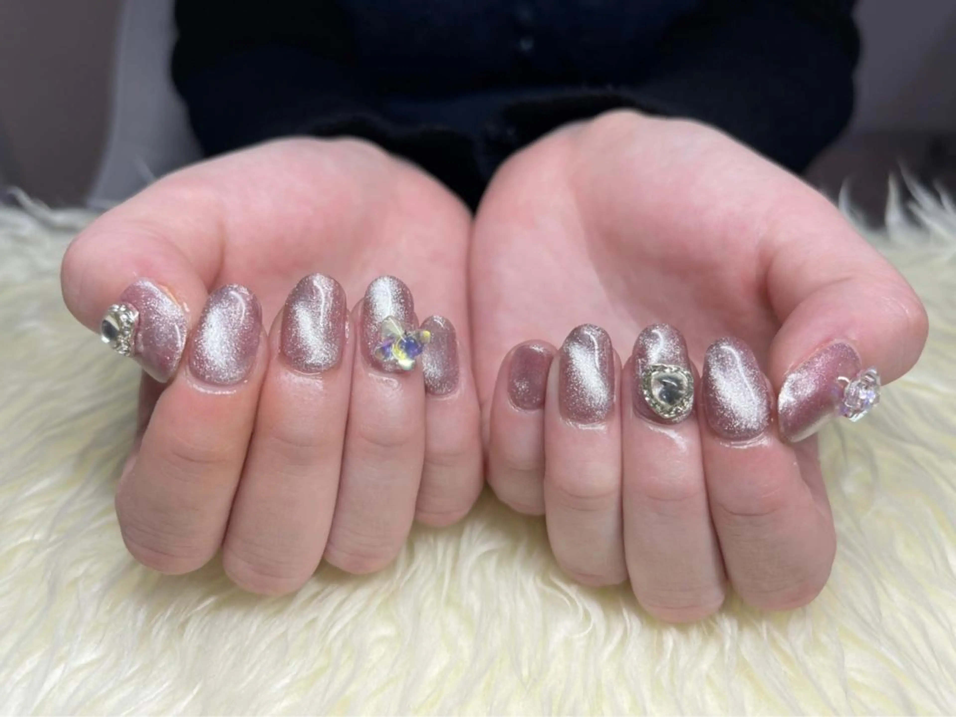 ネイル 長さ出し ジェルネイル 韓国ネイル マグネットネイル 持ち込み ハンドネイル Nail&eye Belire 新宿のネイルデザイン