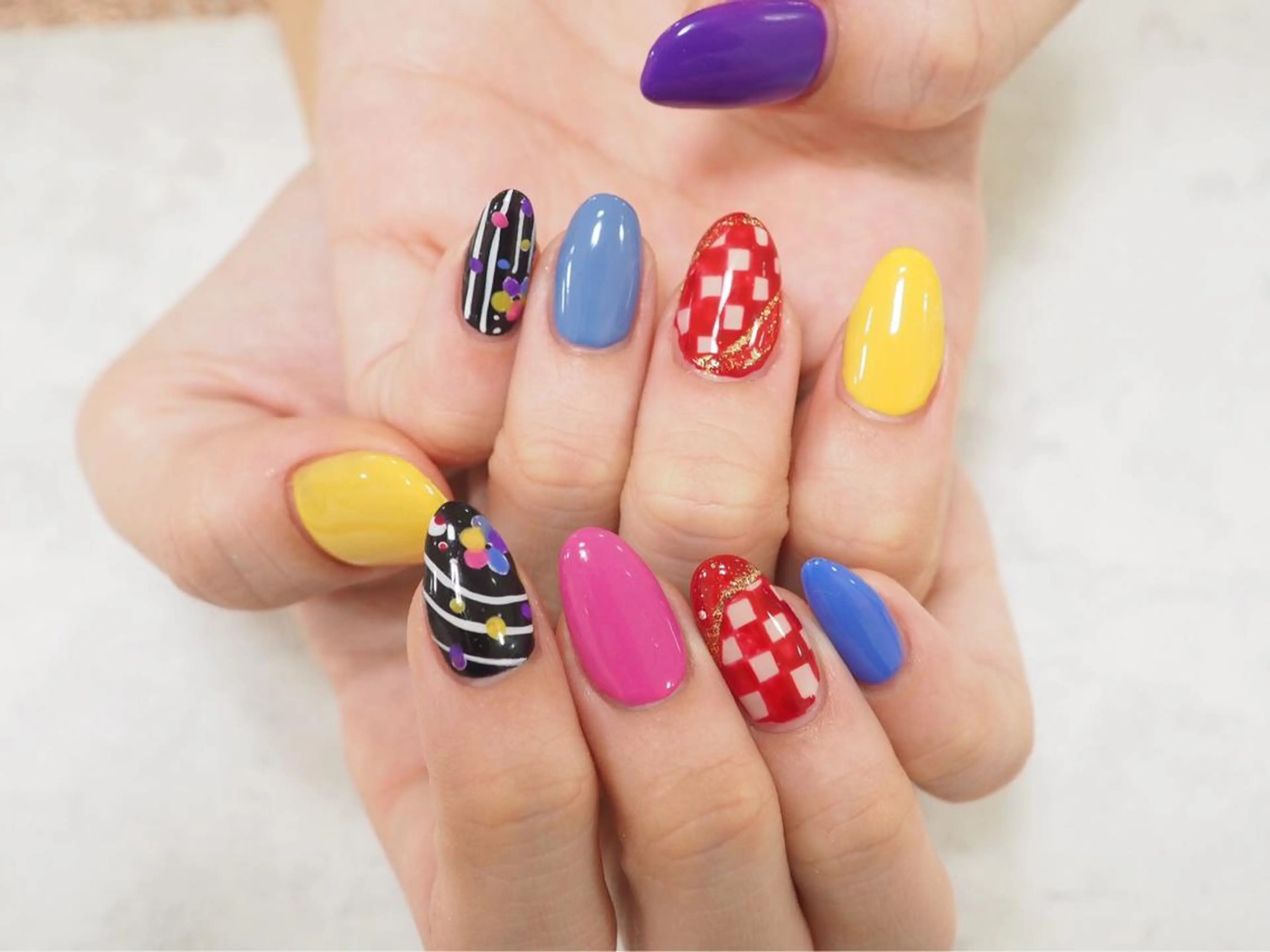 ネイル LoLo nail kのネイルデザイン