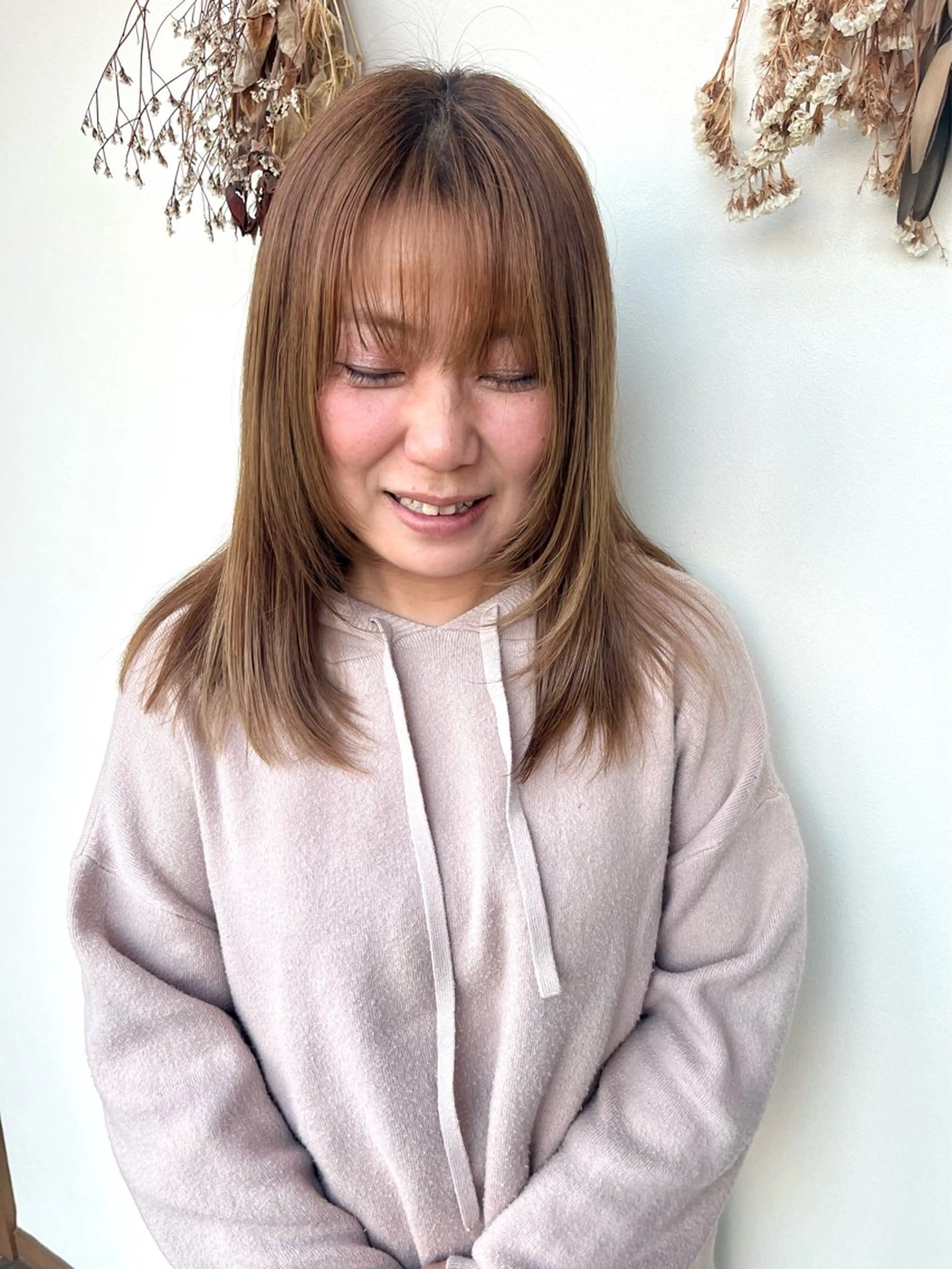 セミロング レイヤーカット 杉本 舞のヘアスタイル