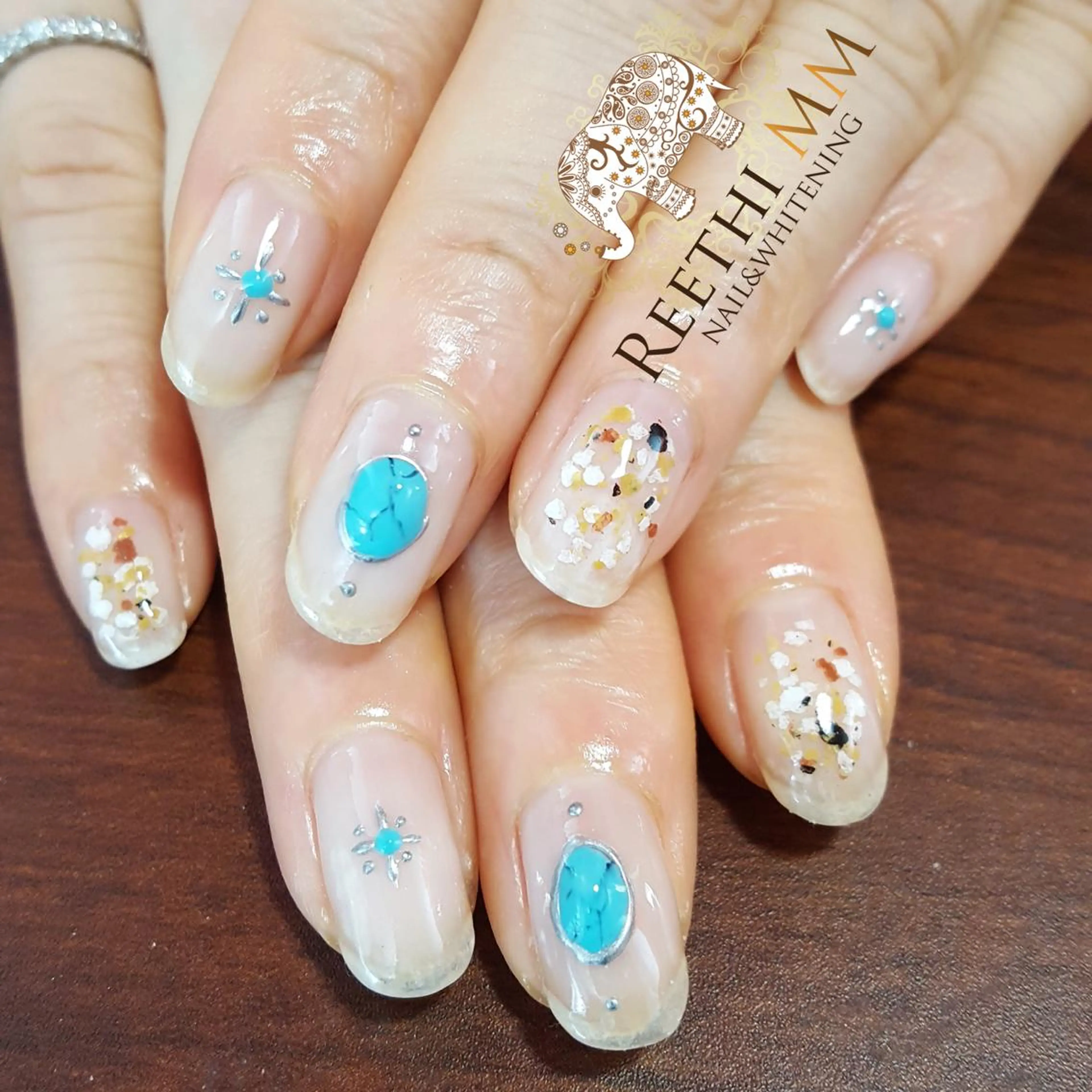 ネイル ネイリスト riiisaのネイルデザイン