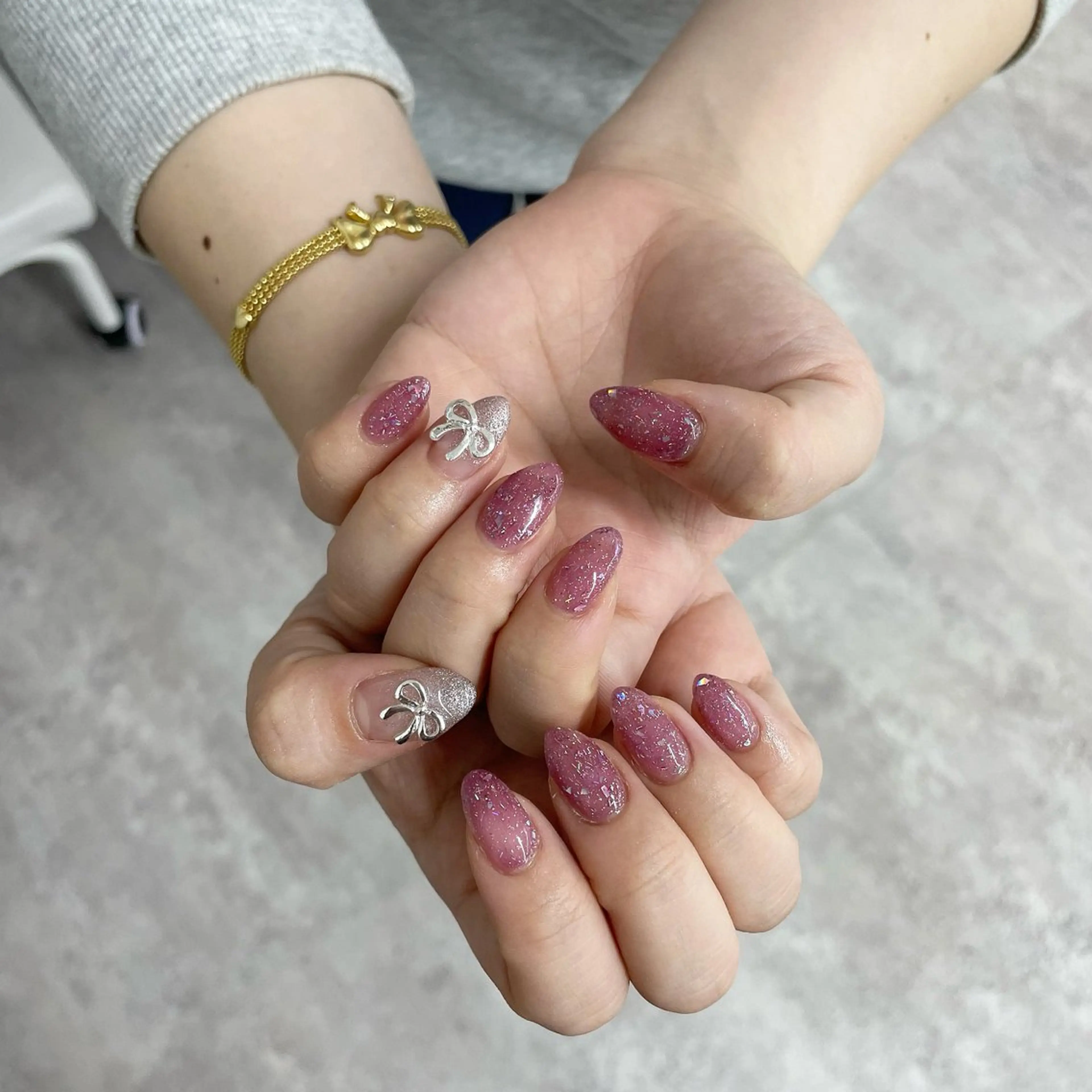 ネイル リボン ハンドネイル Bianca川越西口 KITAZAKI🫧のネイルデザイン