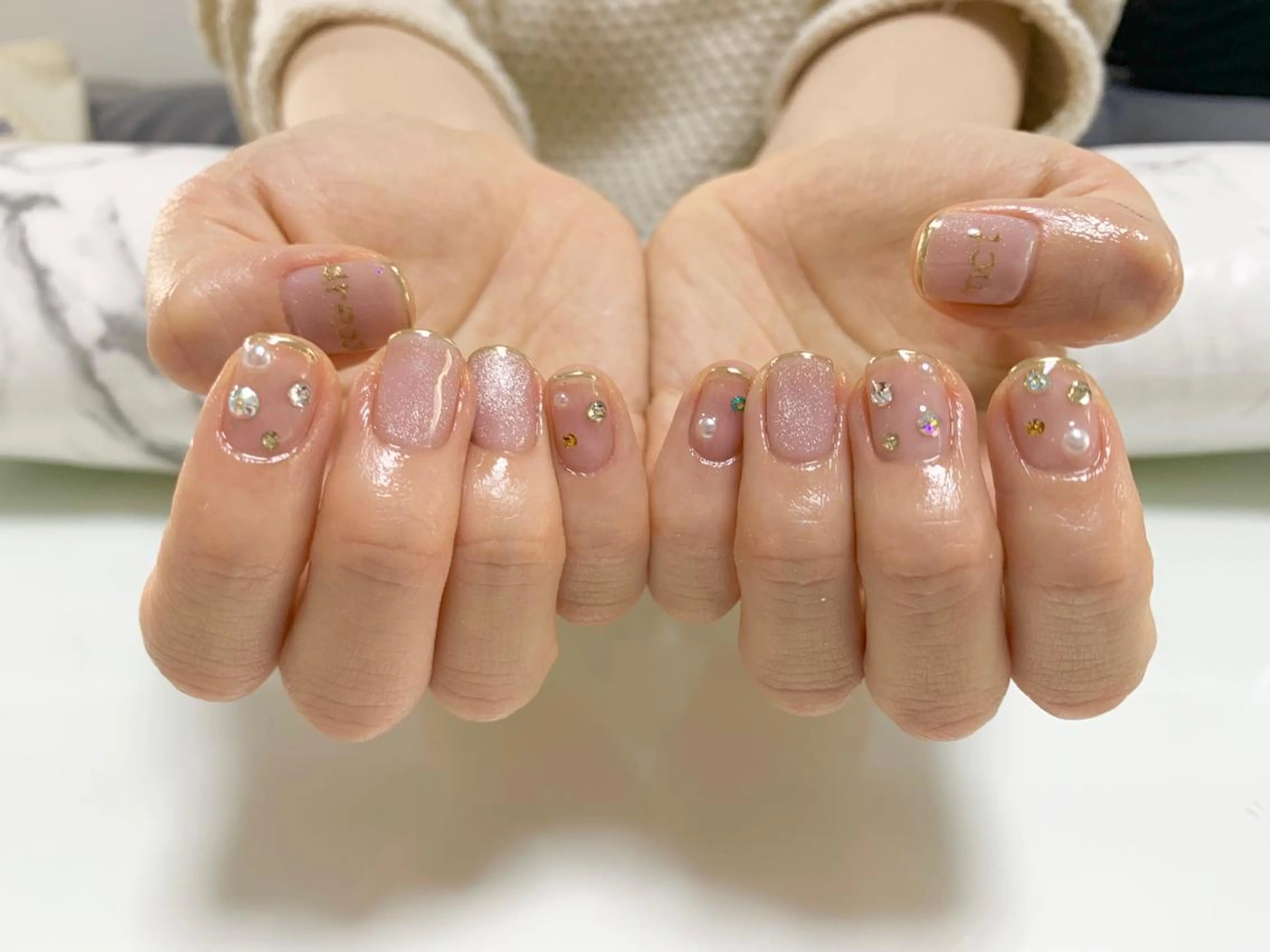 ネイル ハンドネイル 手塚 里奈のネイルデザイン