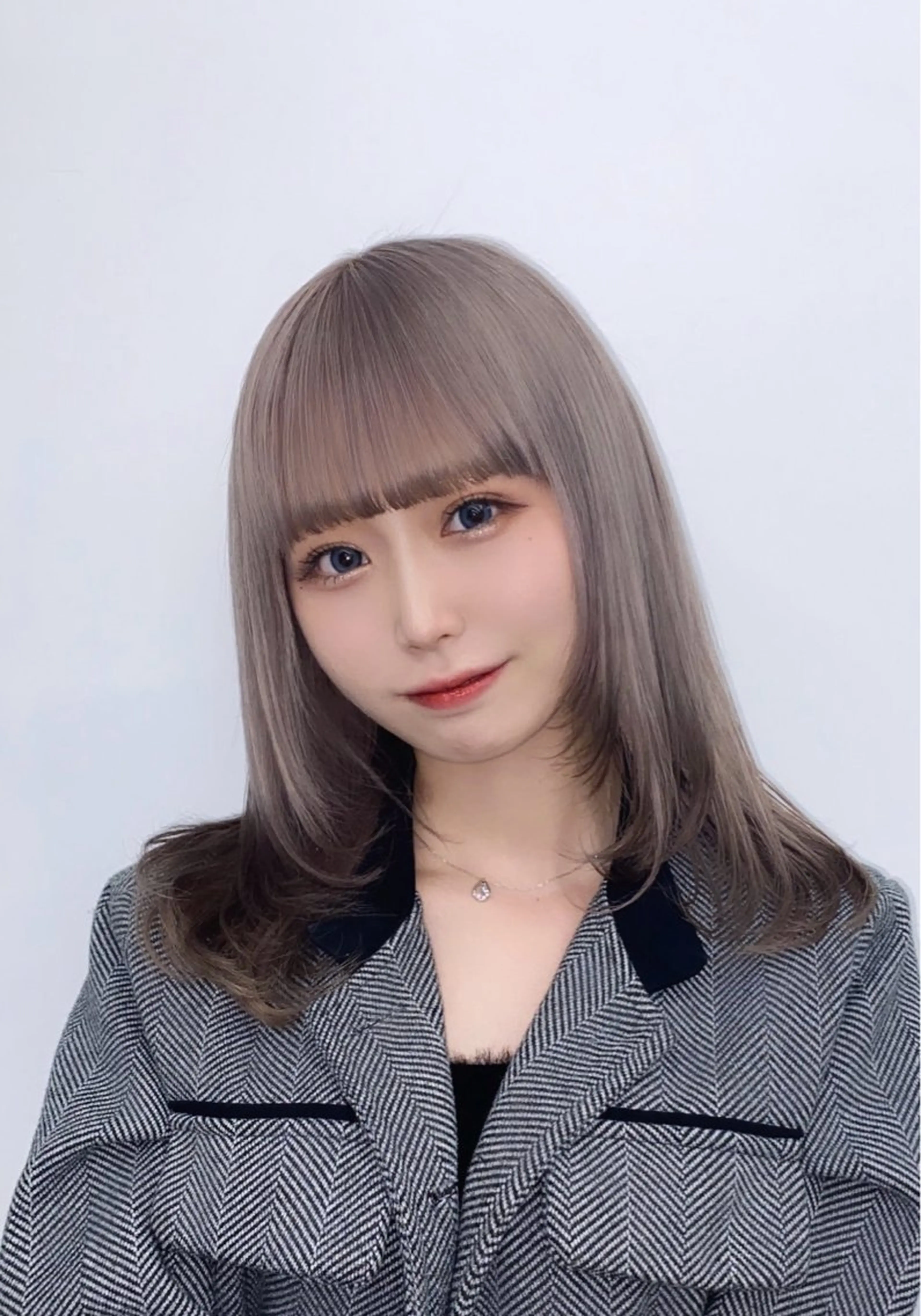 ミディアム ヘアカラー トリートメント 透明感ハイトーン特化 /ケアブリーチ/莉駒のヘアスタイル