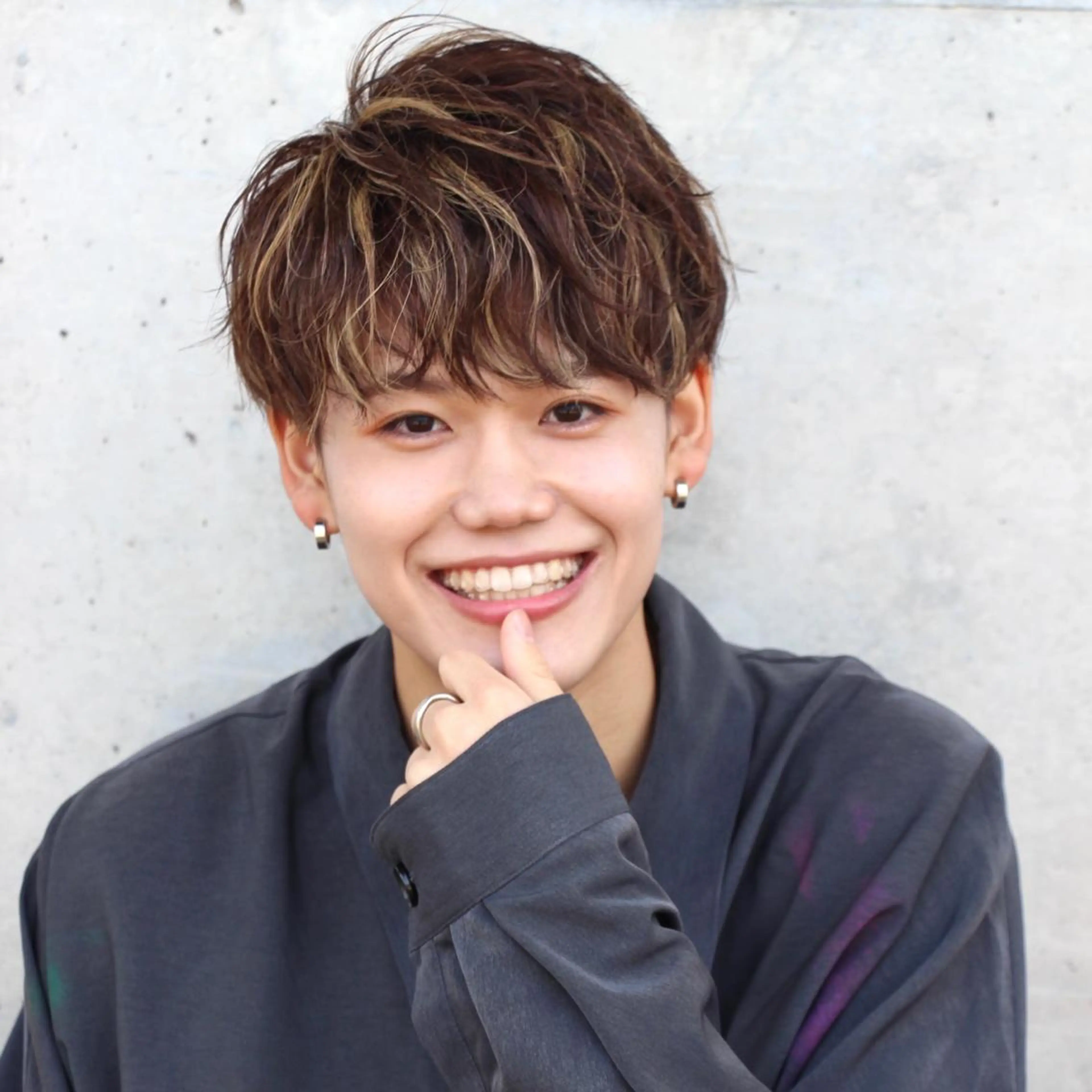 カラー メンズ メンズハイライト ハイライトカラー 川原 元気のヘアスタイル