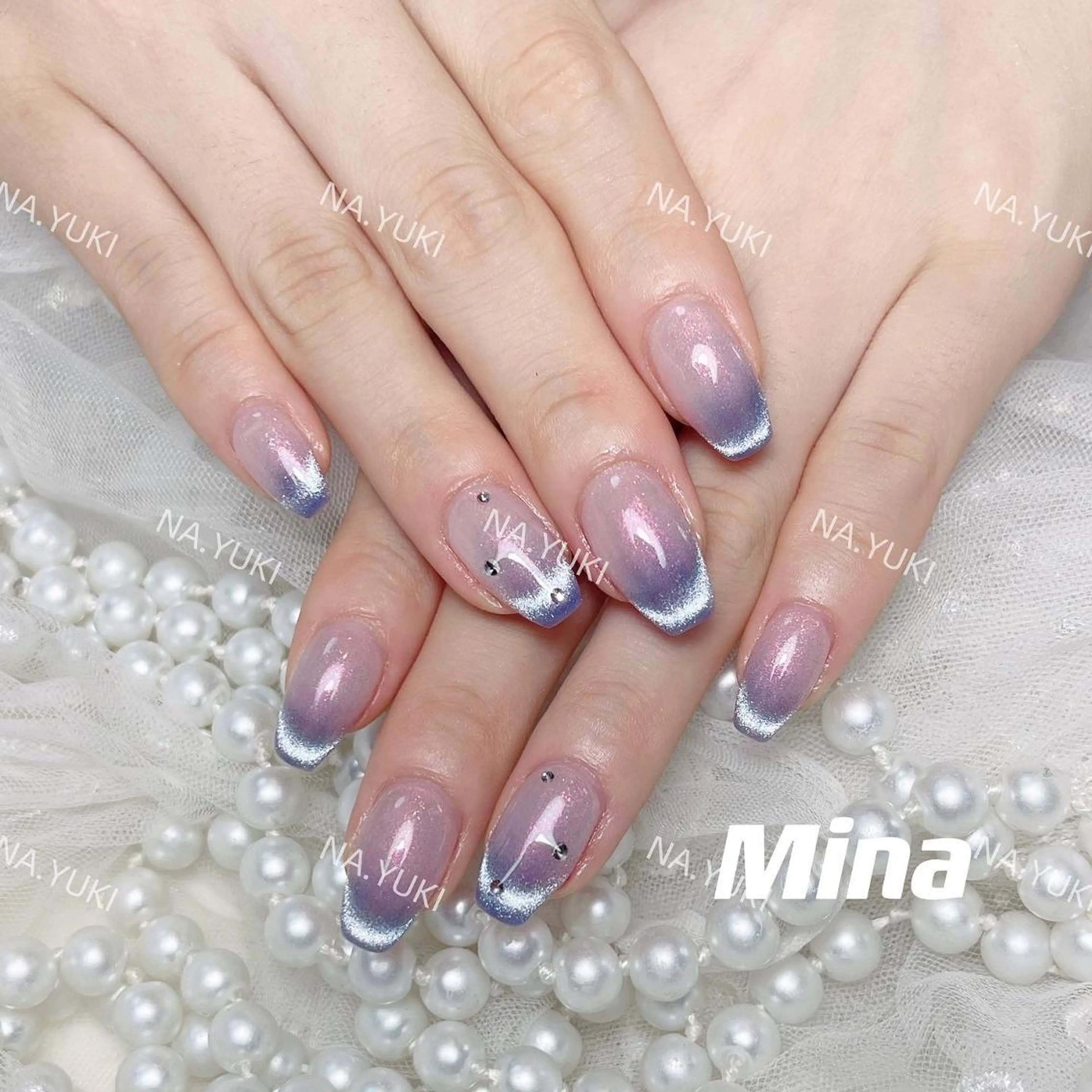 ネイル ハンドネイル 🦋 Queenieのネイルデザイン