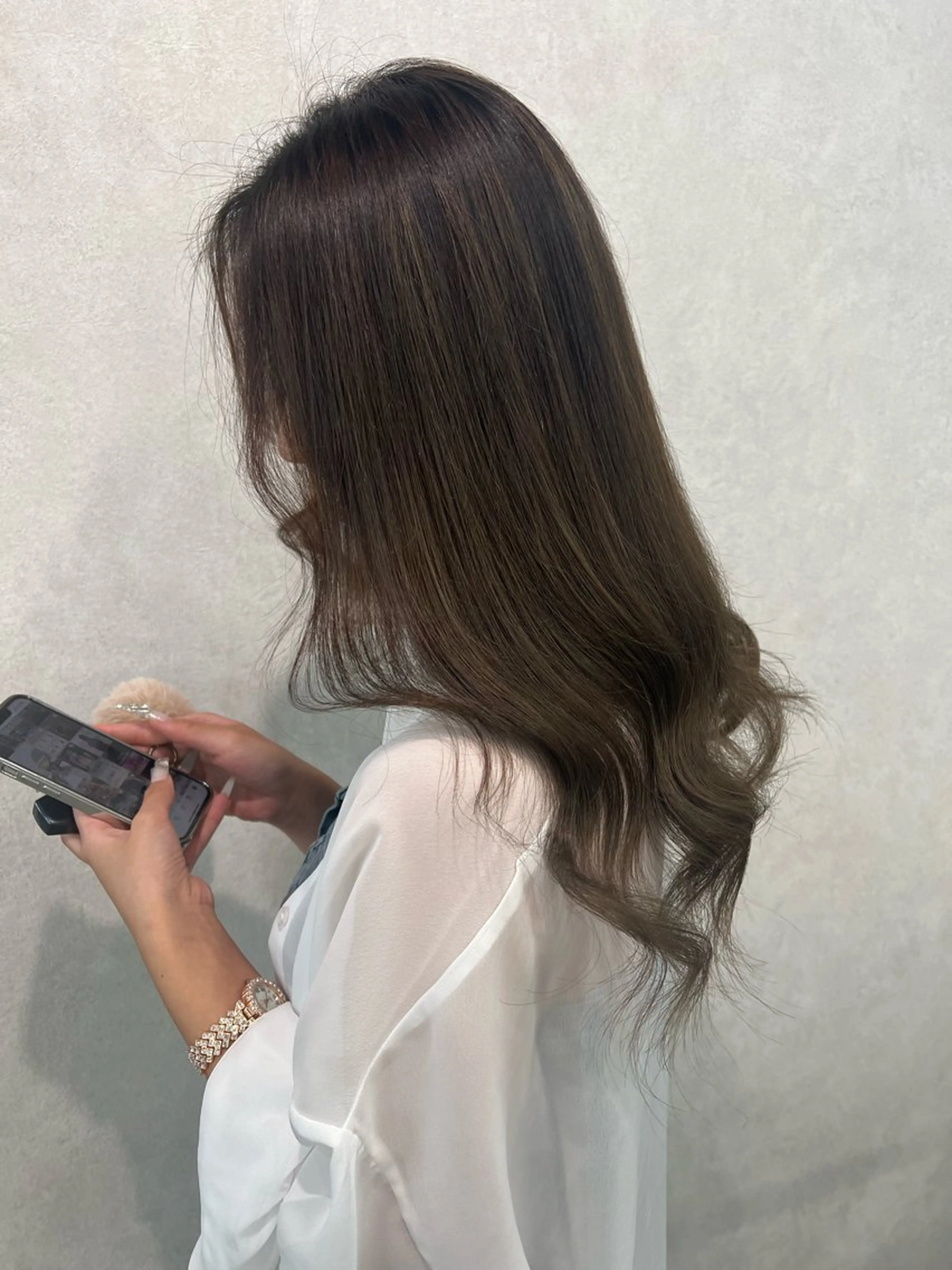 セミロング ヘアカラー Yume ♡のヘアスタイル