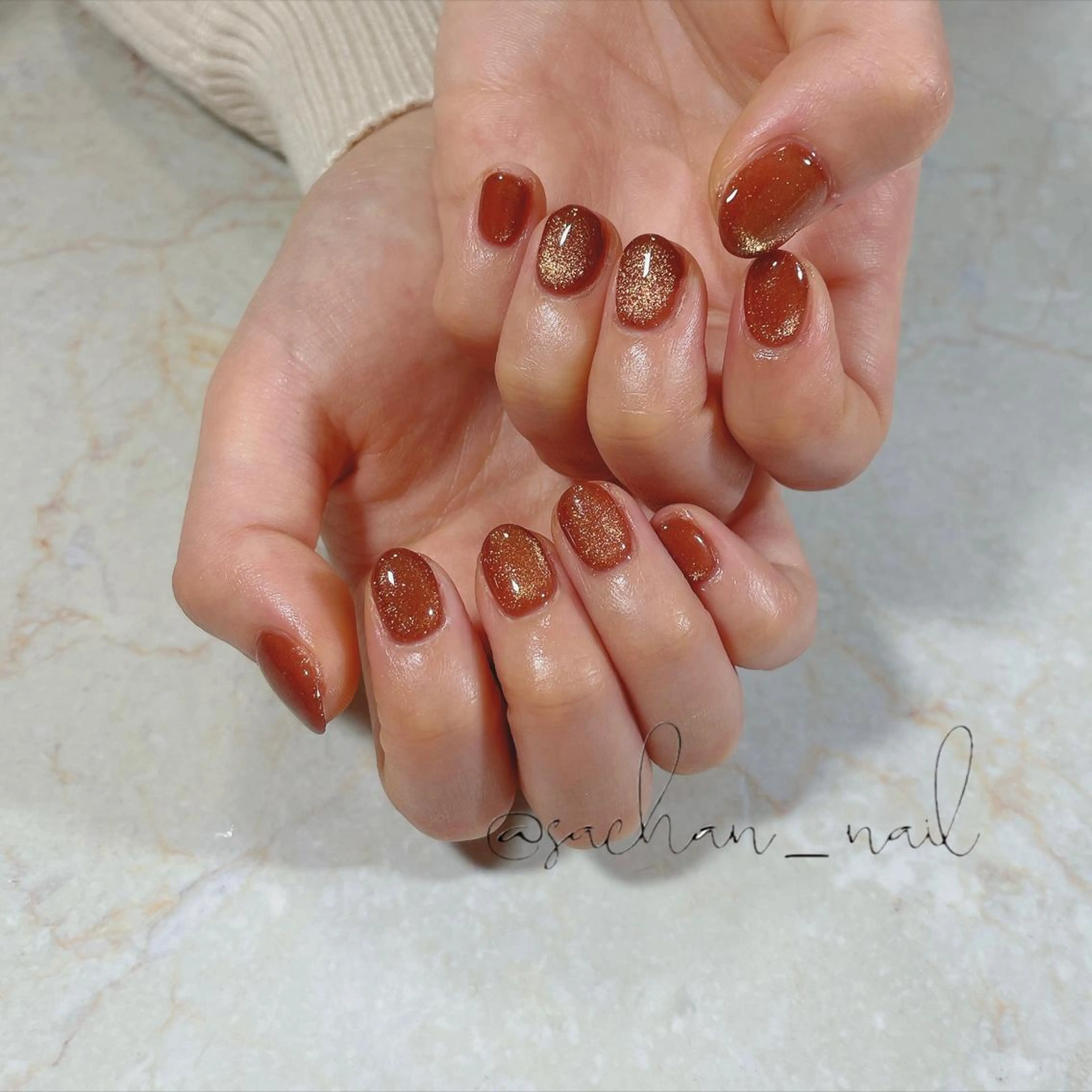 【自店ジェルオフ】ワンカラー（オーロラ・ミラーパウダーがけ、マット・マグネット仕上げ）の写真