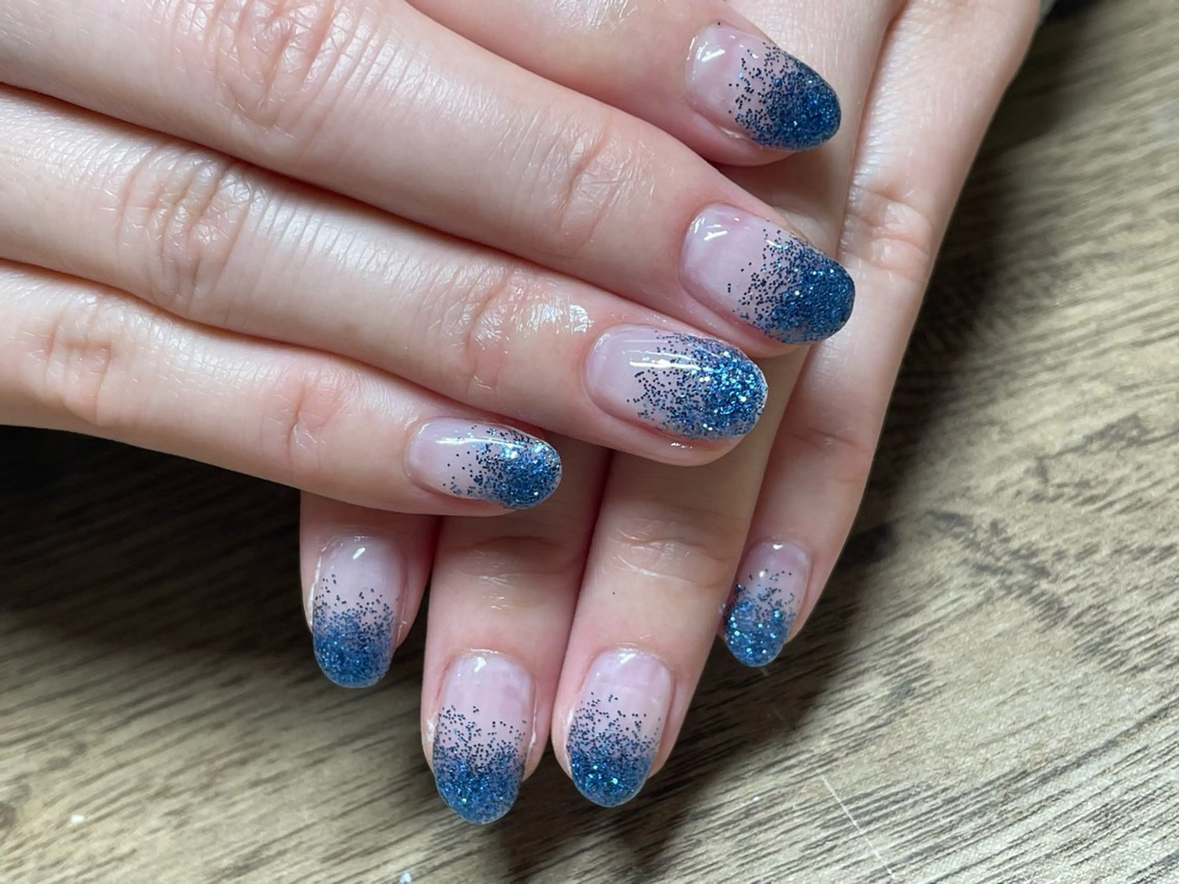 ネイル ラメ(グリッター) ラメグラデーション ネイビー N. MARIのネイルデザイン