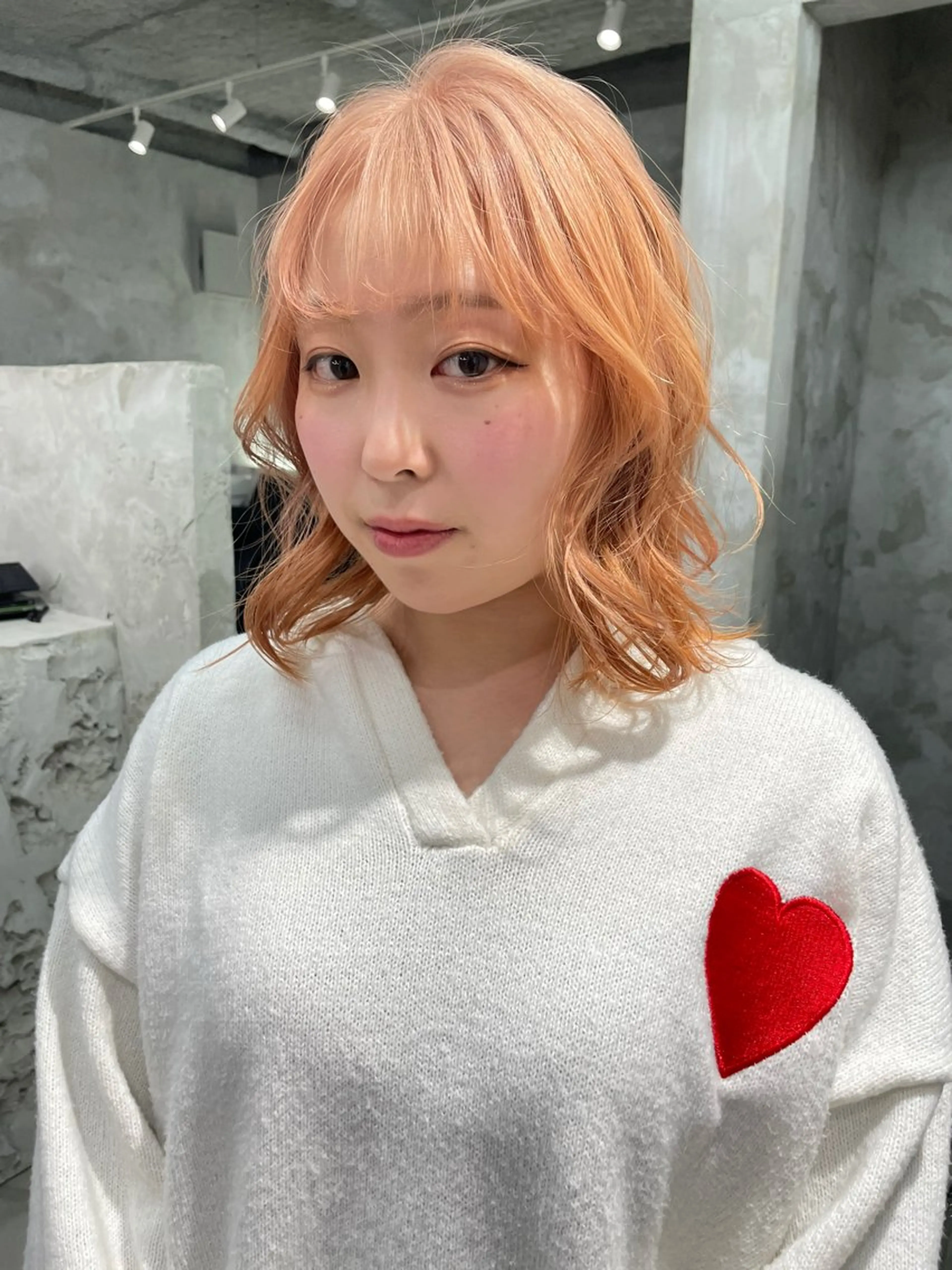 ミディアム レイヤーカット akiba ryokaのヘアスタイル