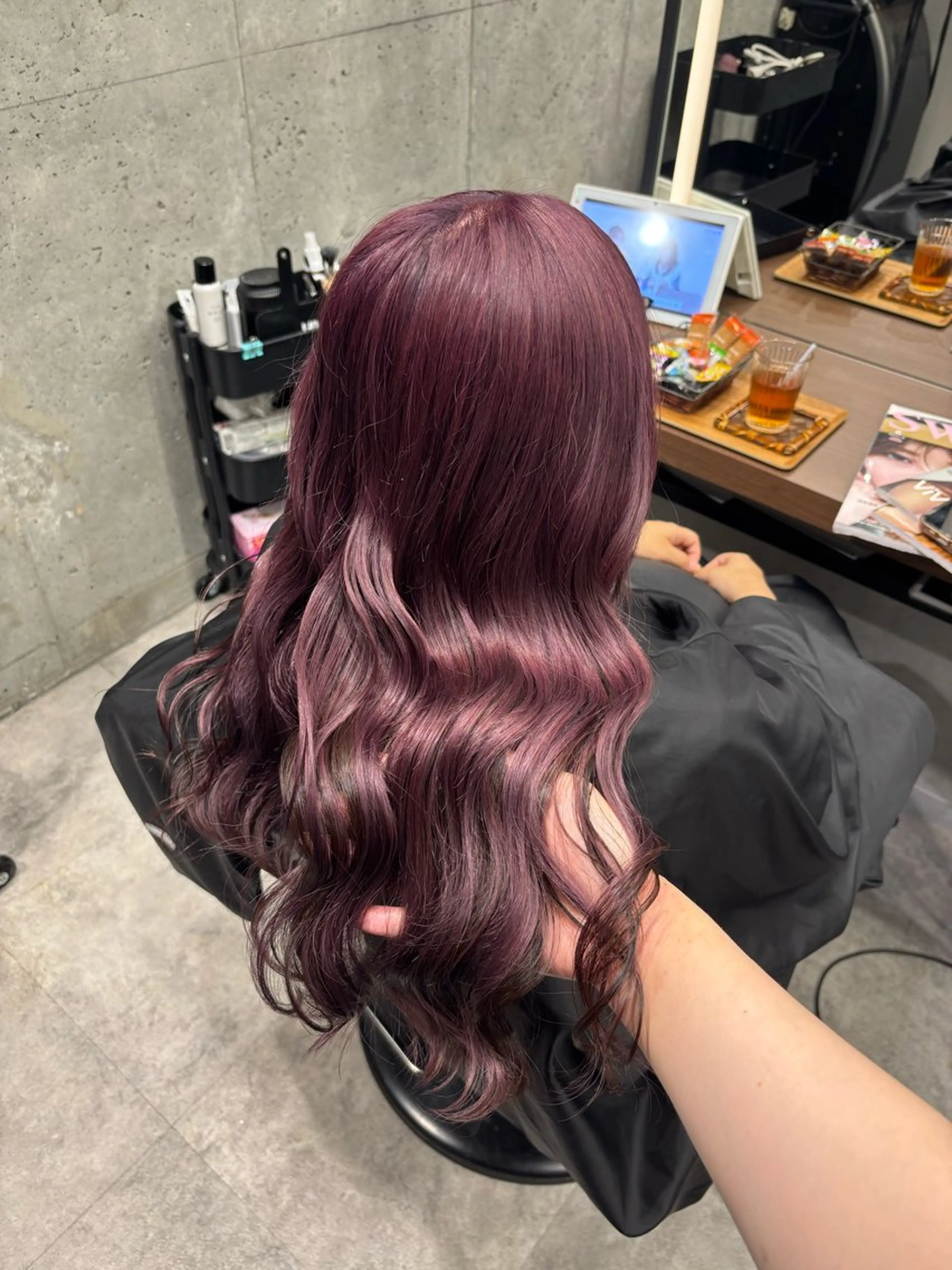 カラー ブリーチ ハイトーンカラー カット ヘアカラー トリートメント 暖色/ハイトーン/ カラー/HBLのヘアスタイル