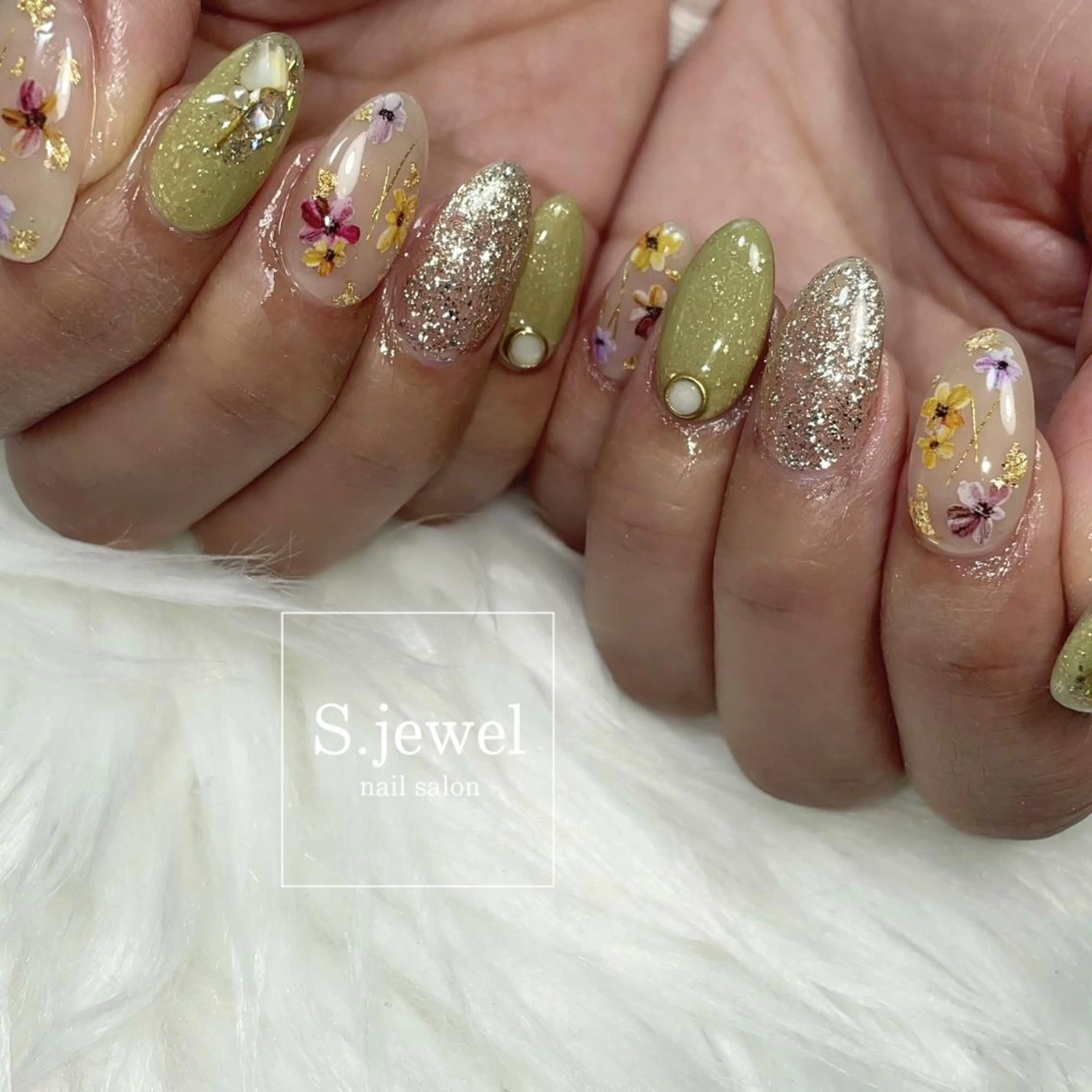 ネイル S♡JEWEL所属・S. JEWELのネイルデザイン