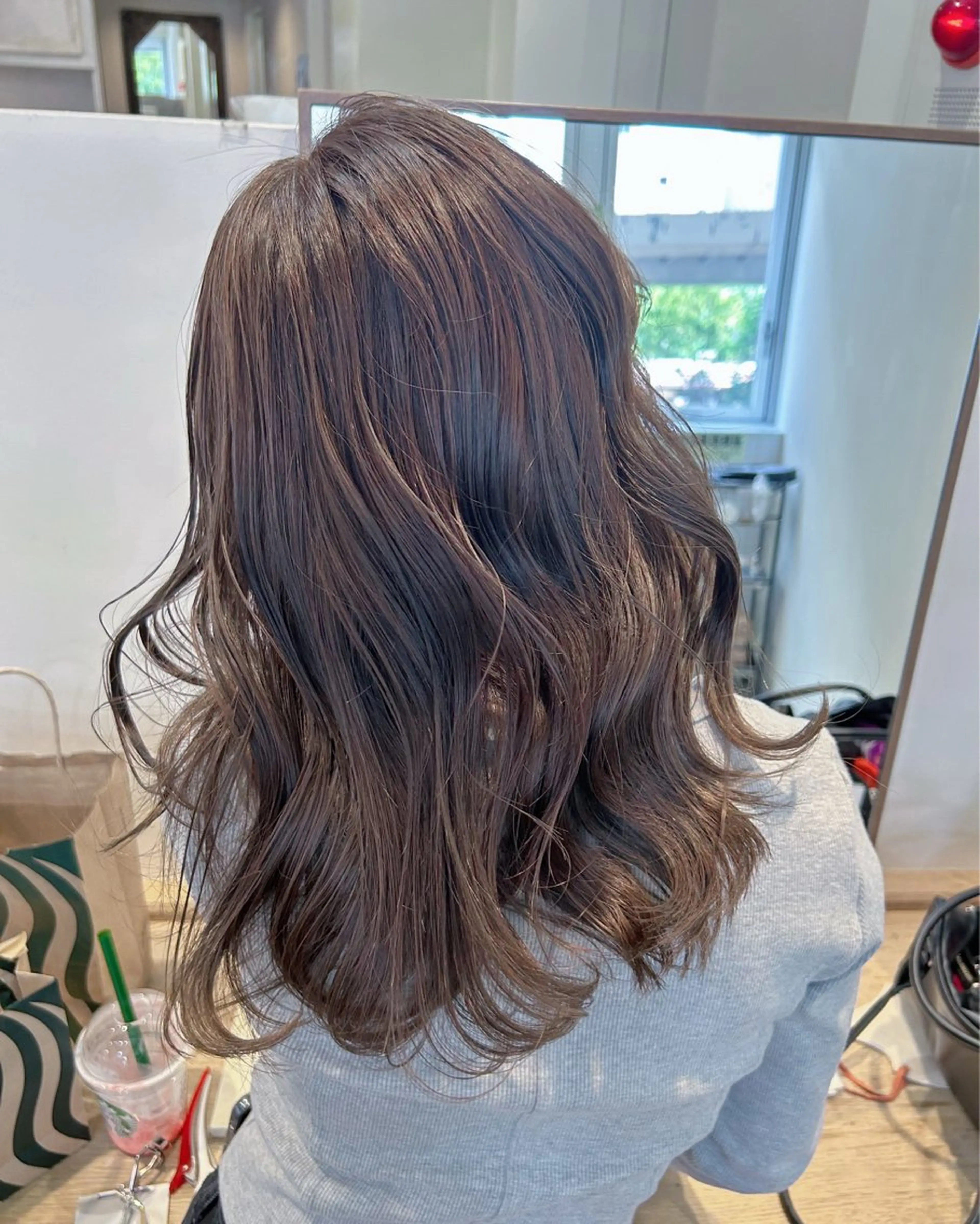 ミディアム カラー 透明感カラー グレージュ カット ヘアカラー トリートメント ボブ/レイヤー 大阪梅田/きょうかのヘアスタイル
