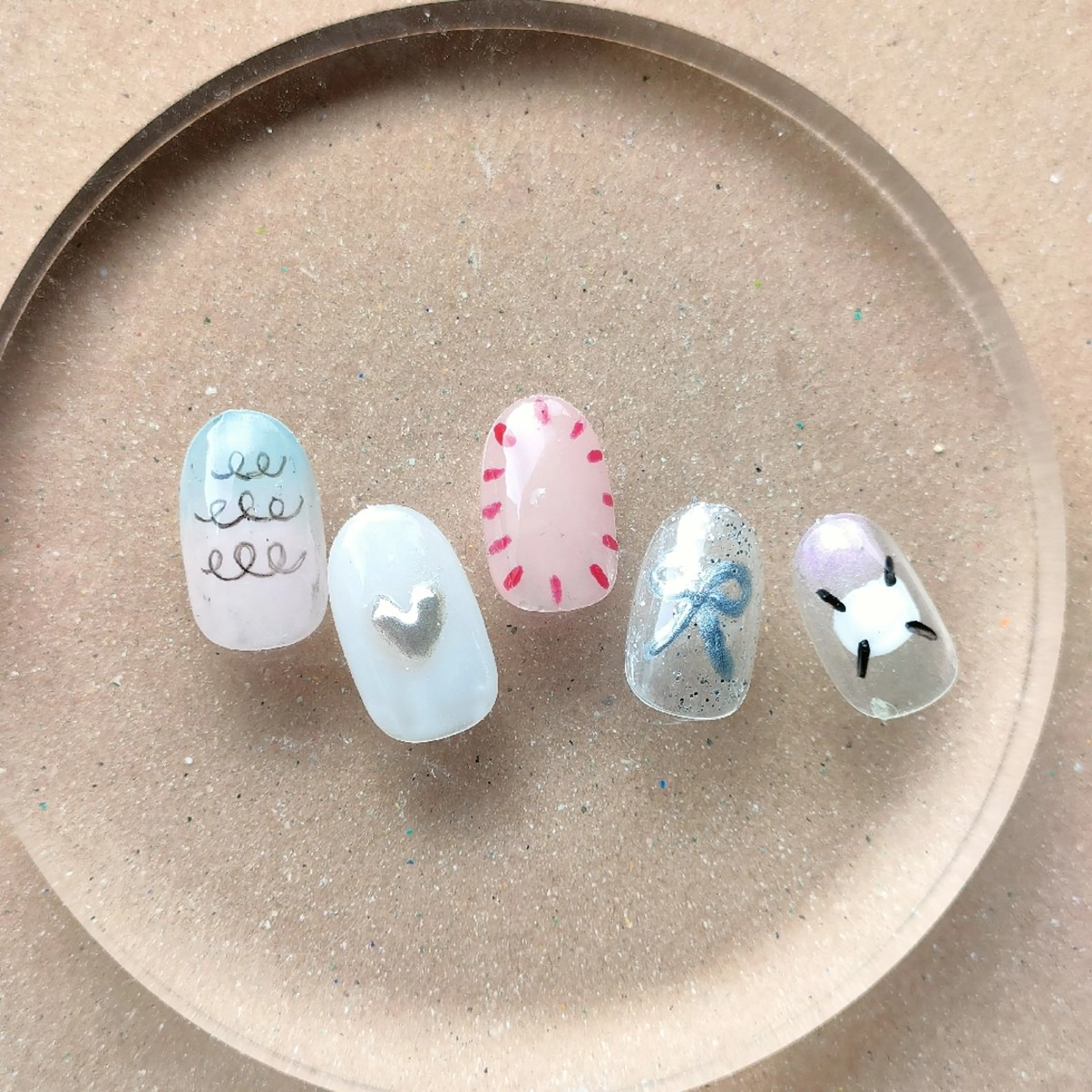 ネイル アートネイル 韓国ネイル oir. nailsalonのネイルデザイン