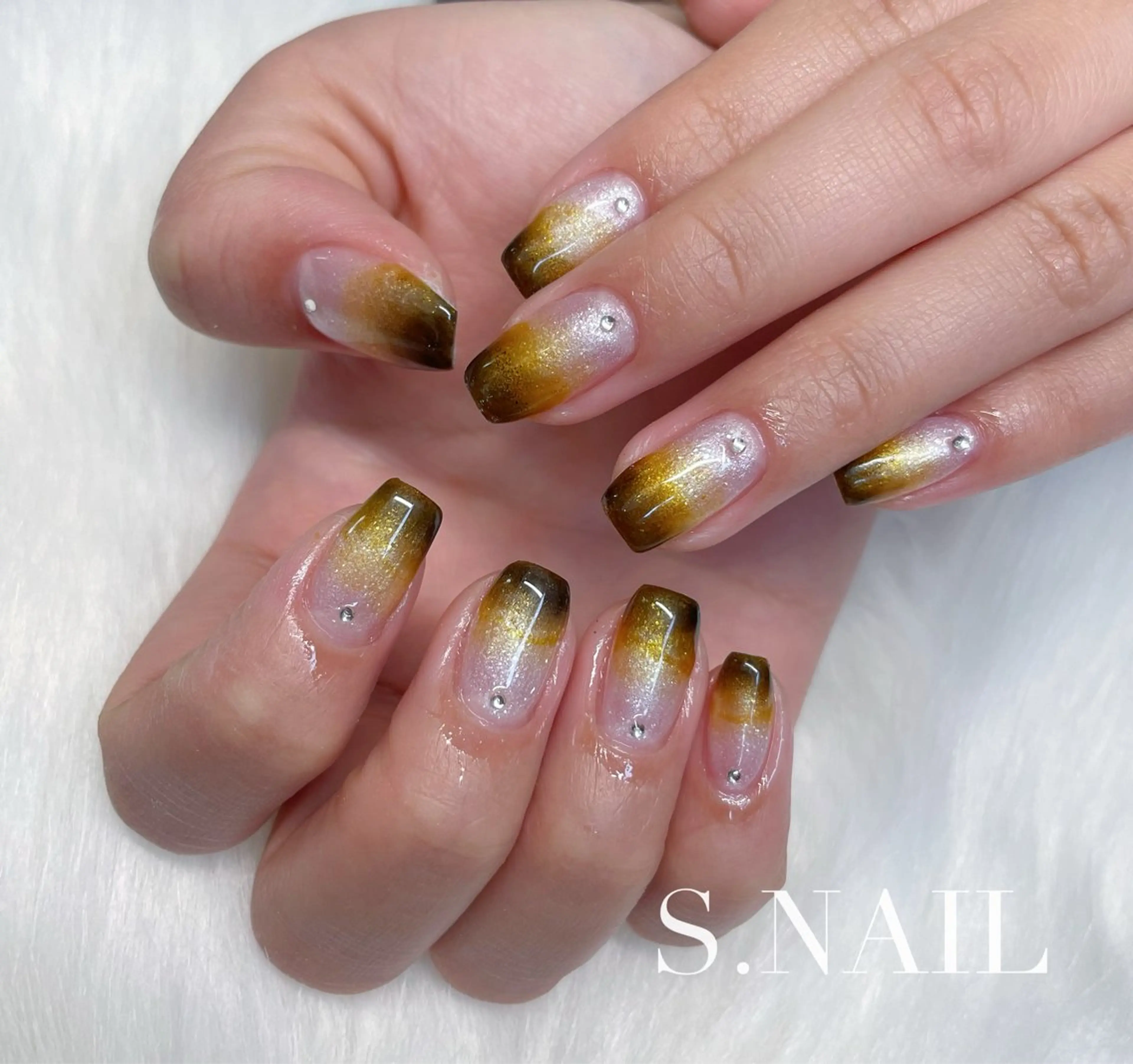 ネイル グラデーション 持ち込み ニュアンスネイル ハンドネイル S♡NAIL所属・S.NAIL Suuのネイルデザイン