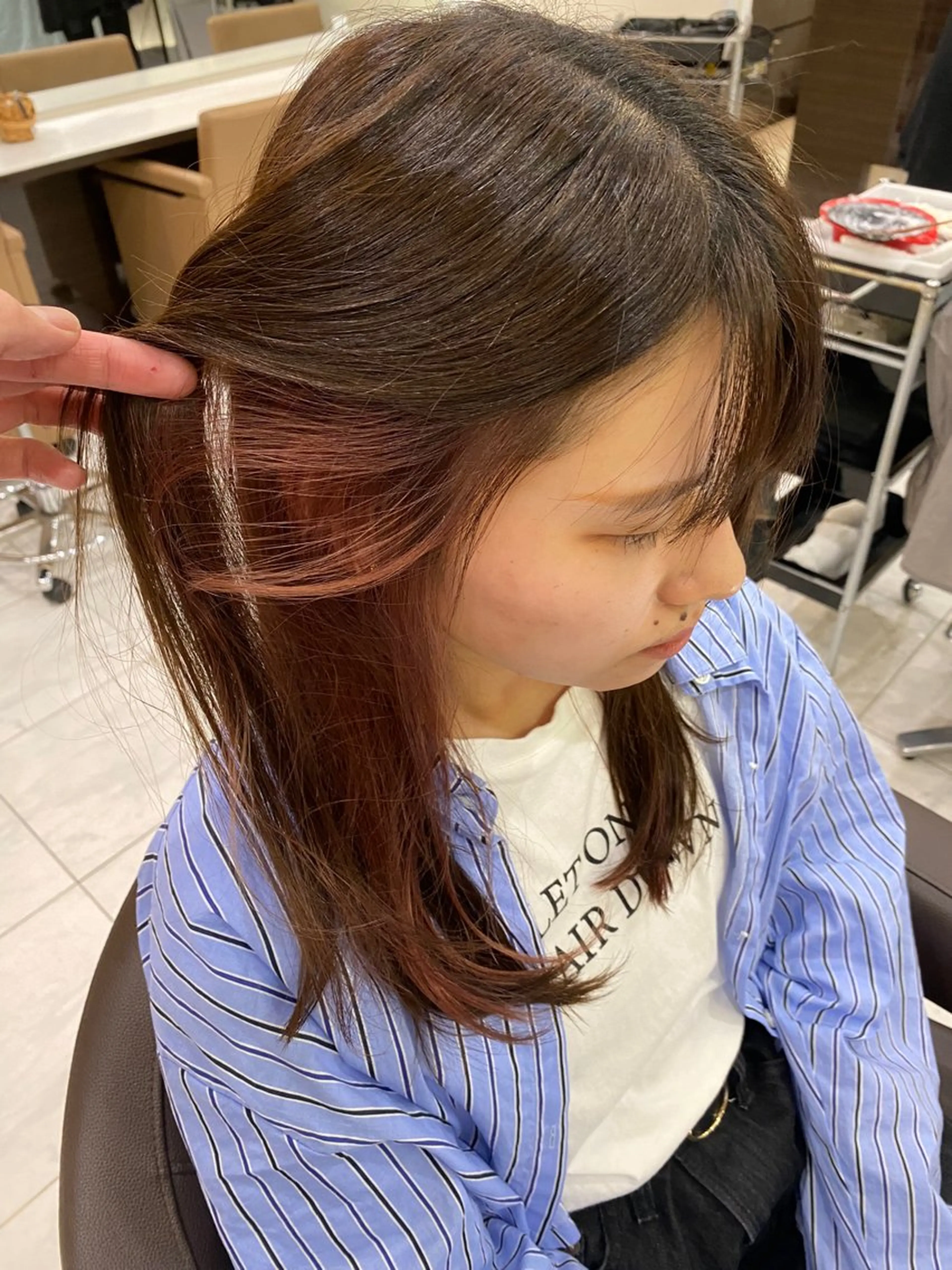 ロング カラー ヘアアレンジ 切りっぱなしボブ ブリーチ デザインカラー ダブルカラー グラデーションカラー カット ヘアカラー トリートメント 目黒 碧人のヘアスタイル