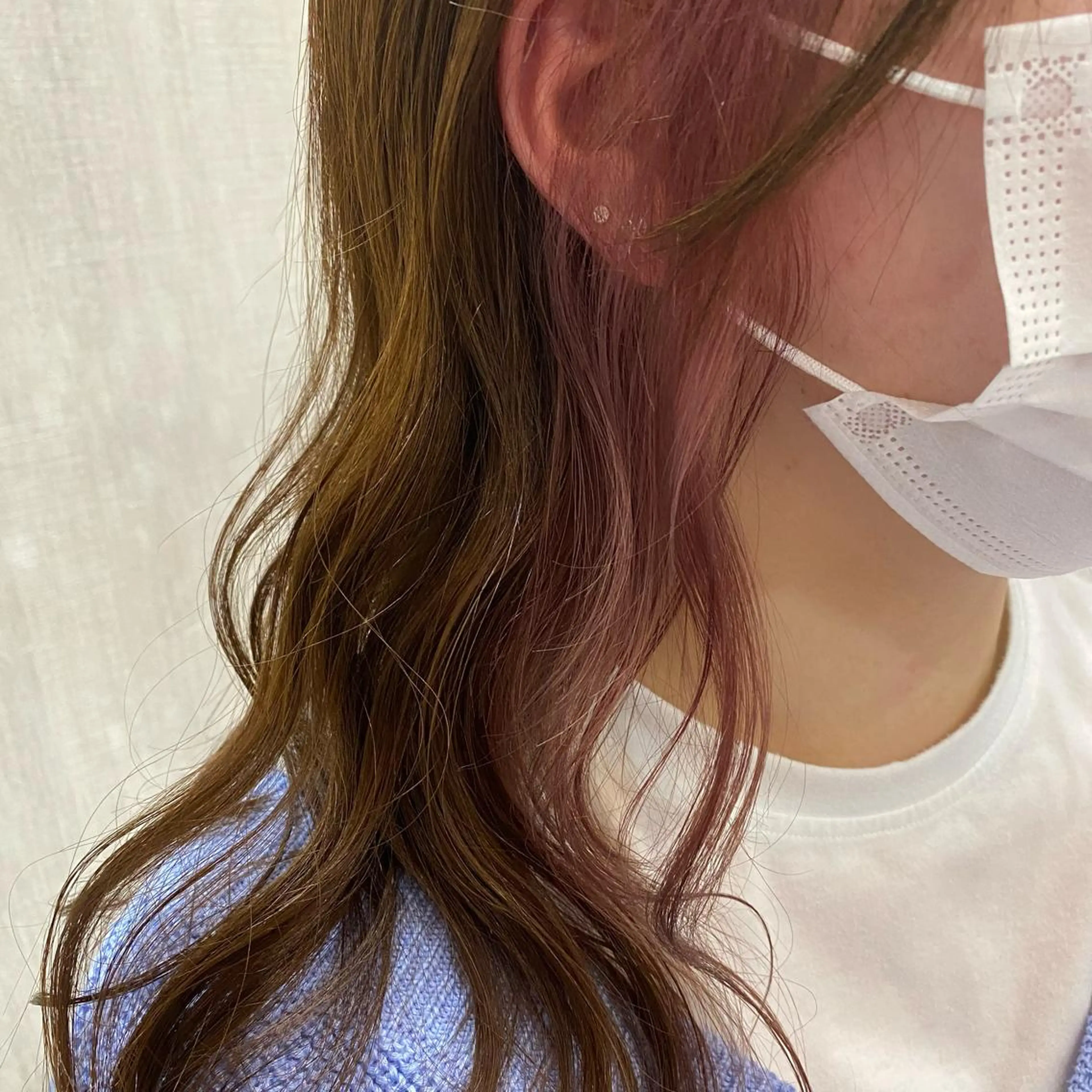 セミロング カラー カット ヘアカラー トリートメント 🫧透け感⋆艶髪💎 山口アヤカのヘアスタイル