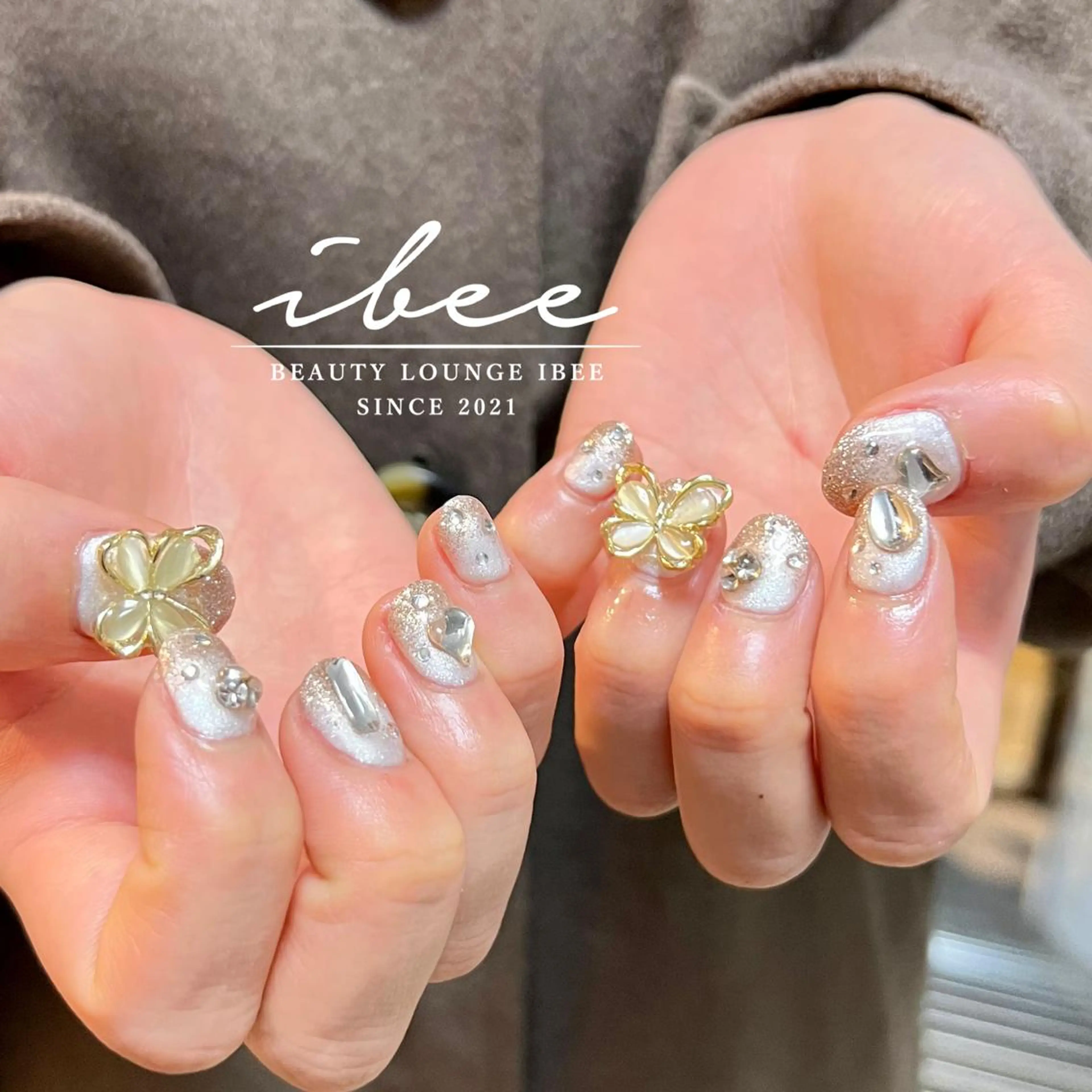 ネイル ハンドネイル ibee nail 🤍yumiのネイルデザイン