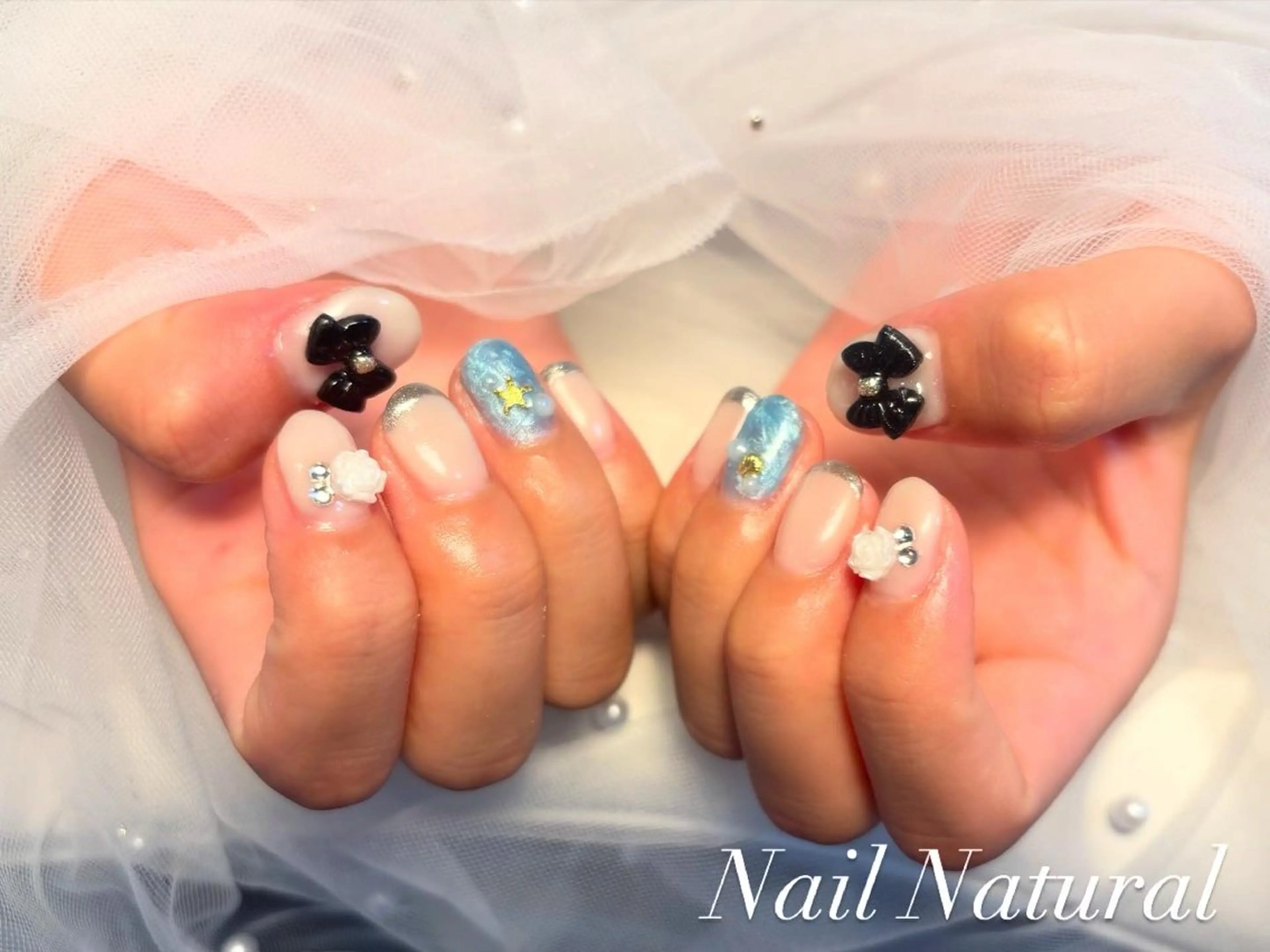 ネイル フラッシュネイル フットネイル フレンチネイル ジェルネイル ガラスフレンチ ハンドネイル Nail salon Natulalのネイルデザイン