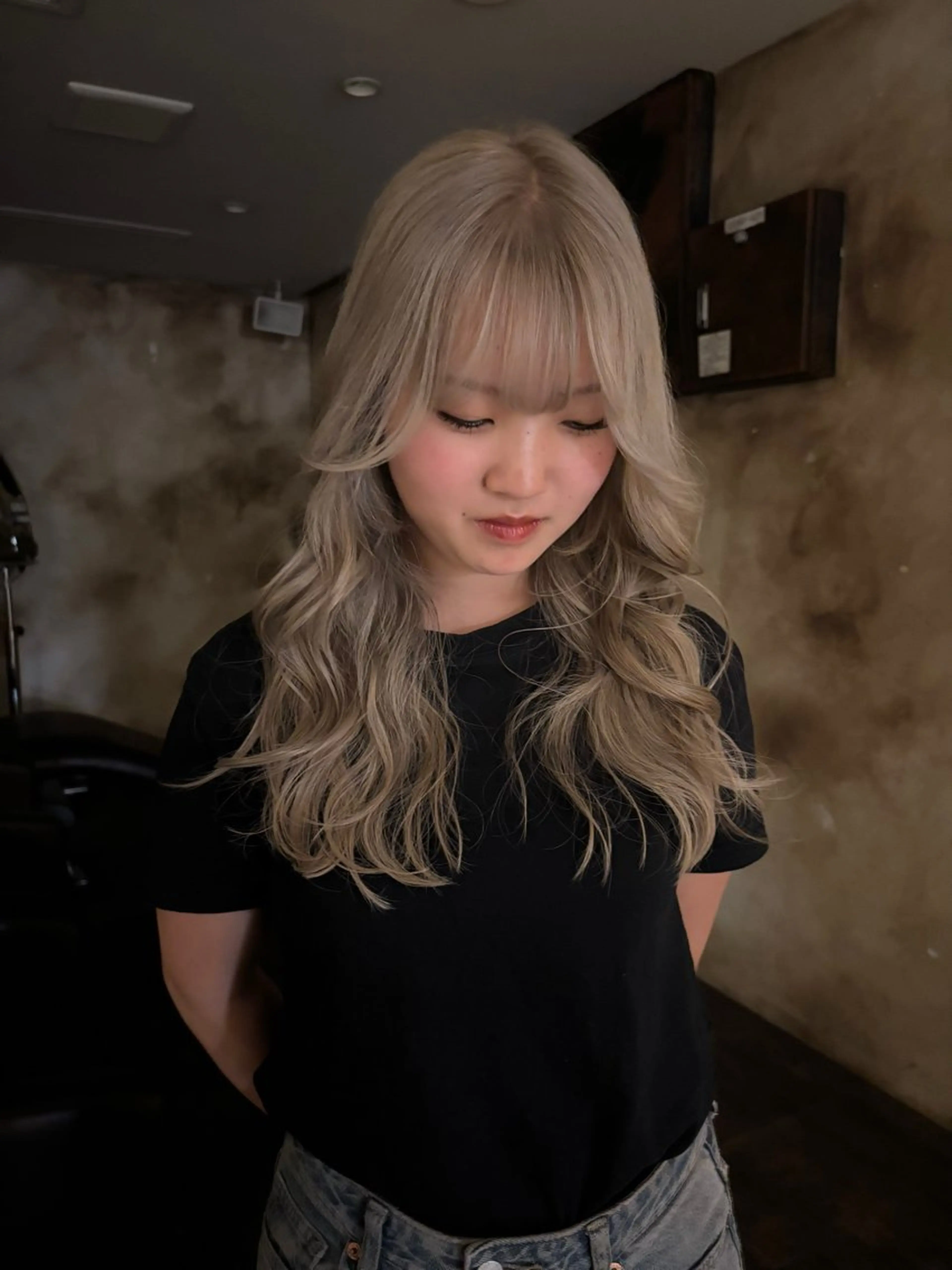 ロング カラー ブリーチ ケアブリーチ グレージュ ハイトーンカラー ミルクティーグレージュ ヘアカラー lot れののヘアスタイル