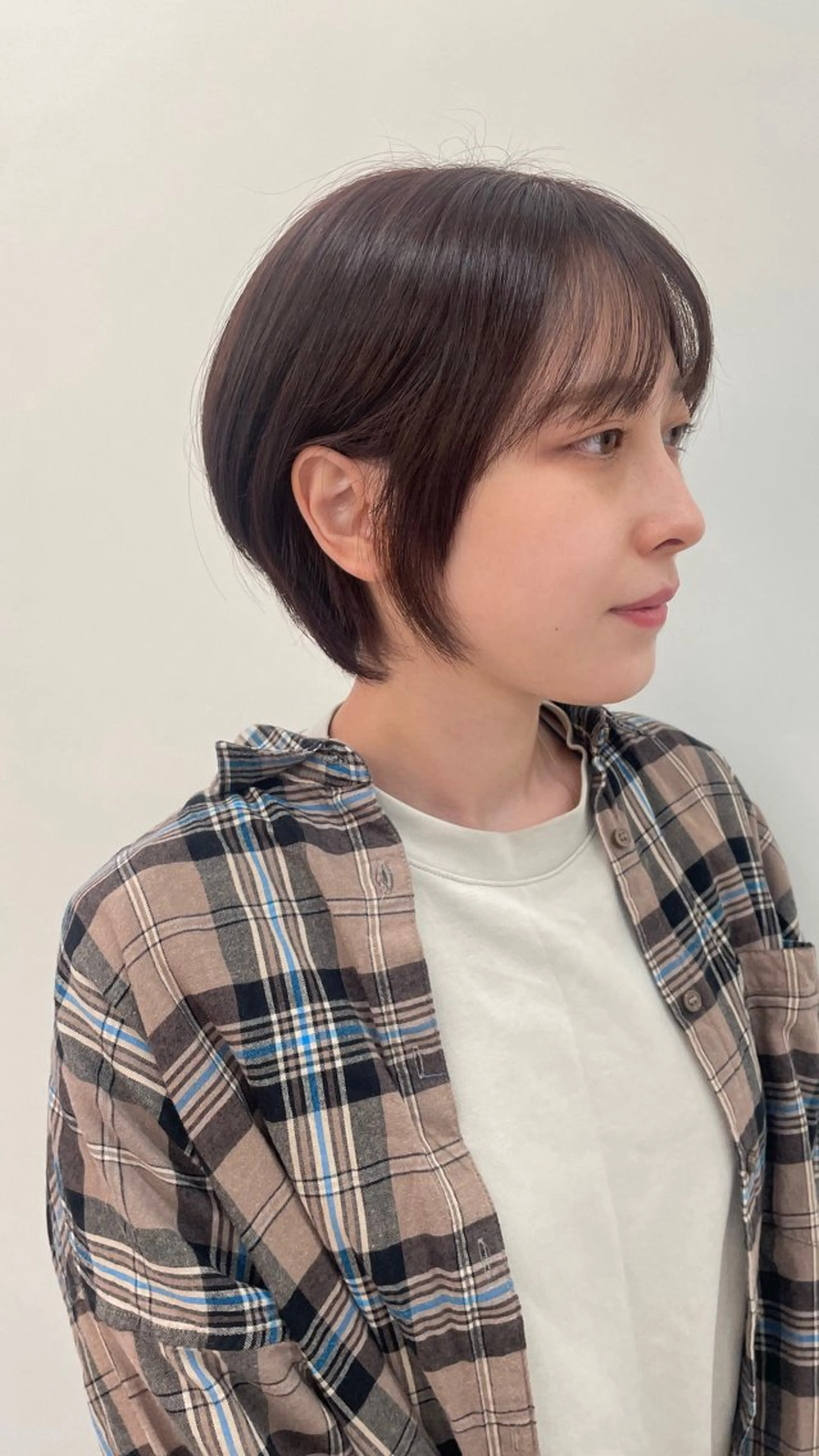 ショート ピンクブラウン ROMMY.所属・ナカノユウ/本厚木/ レイヤーカットのヘアスタイル