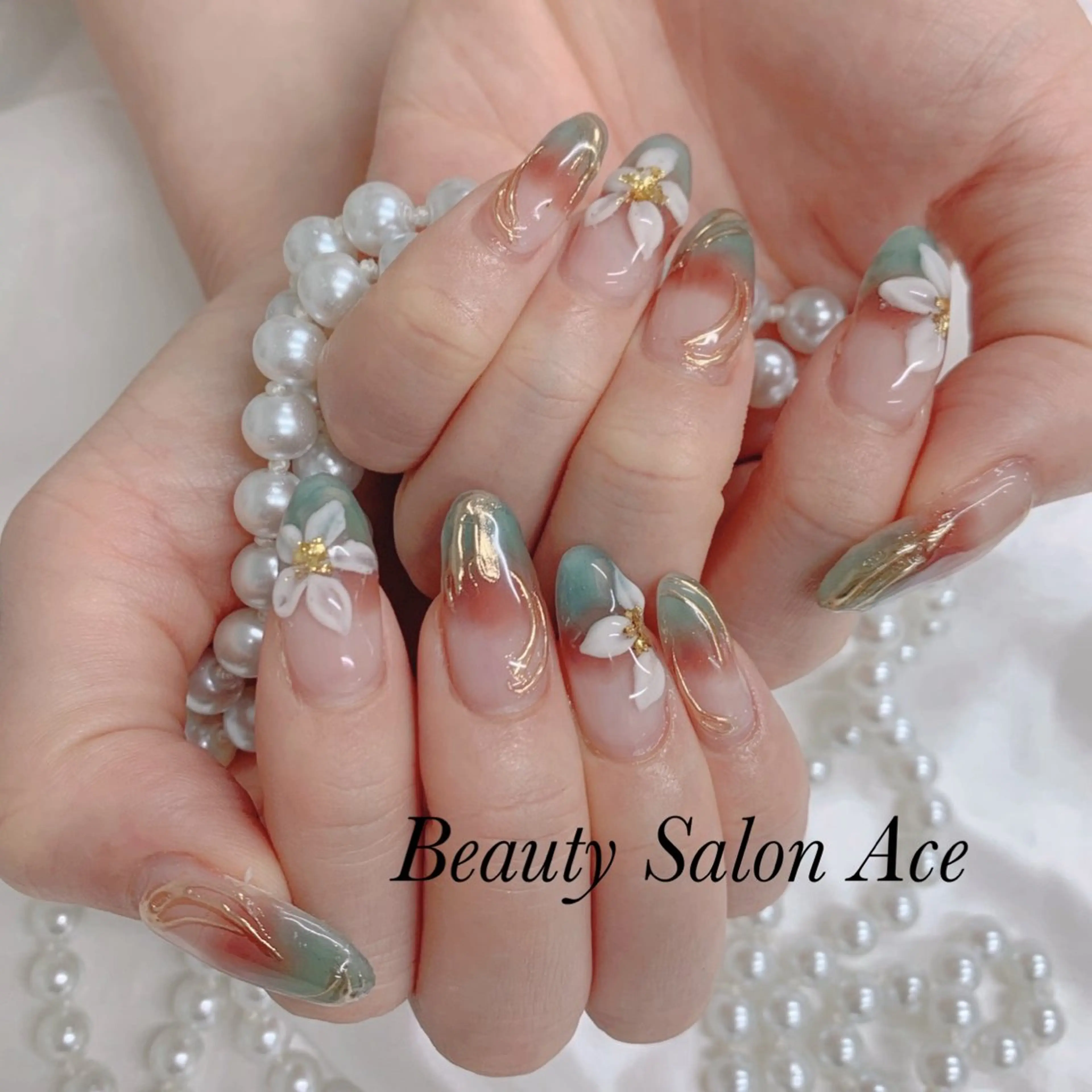 ネイル ラメ(グリッター) ハンドネイル ハンドケア Beauty Salon Ace（ネイルサロン　エース）所属・池袋フィルイン Ace♡長さだしのネイルデザイン