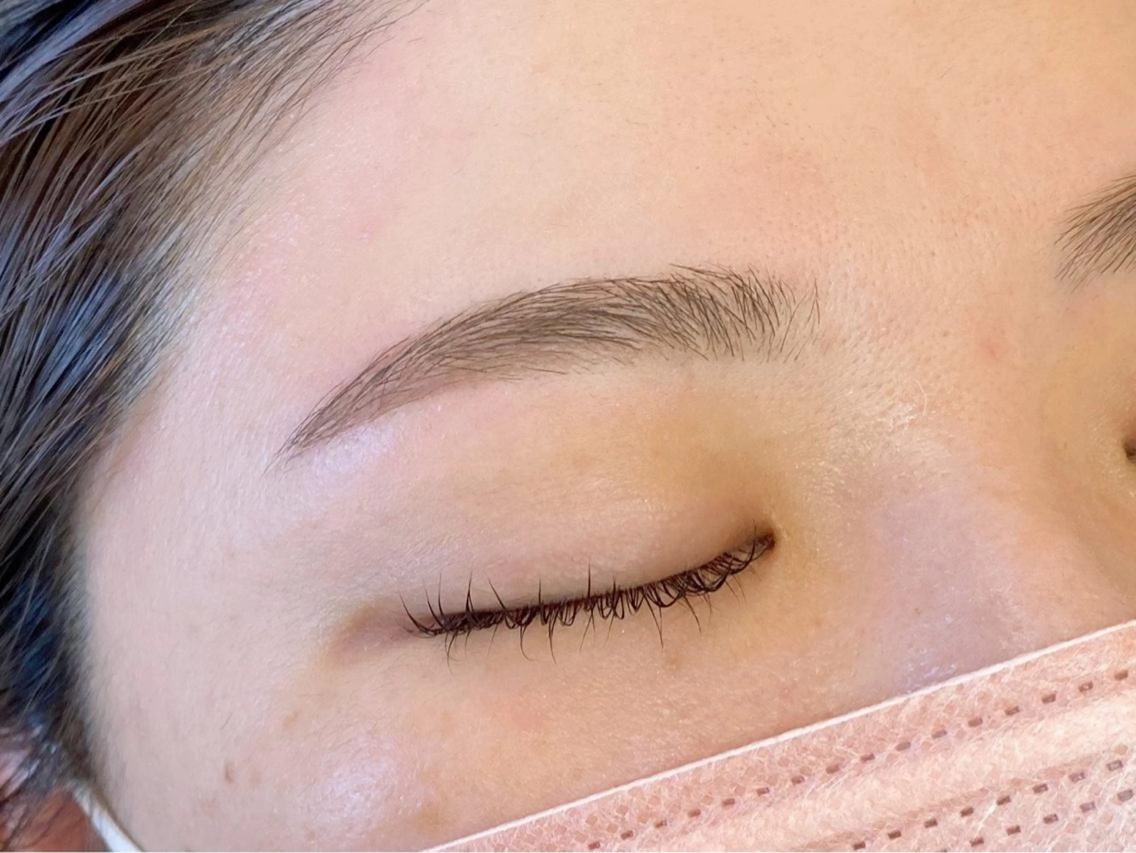 アイブロウ 岩根 ななみのマツエク・マツパデザイン